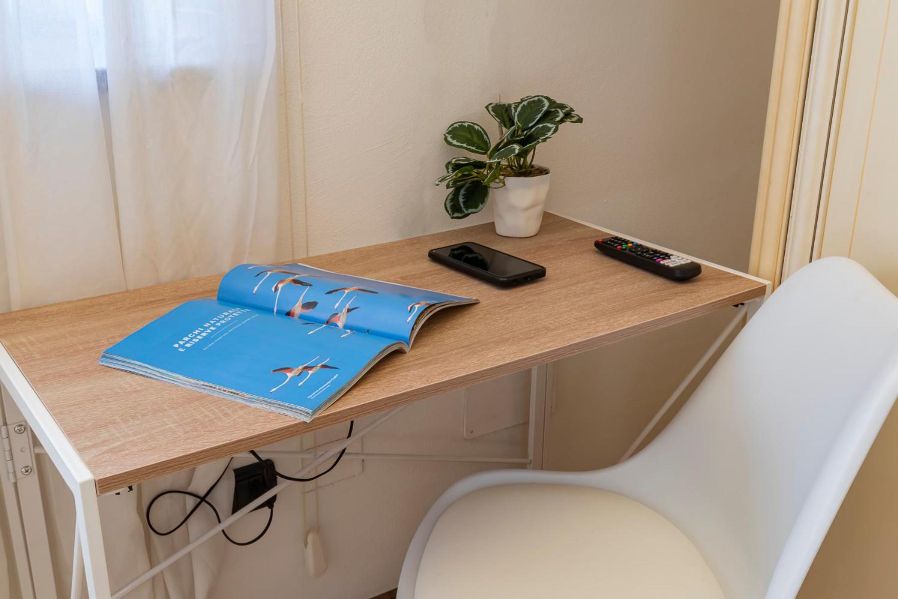 Double Room with Private External Bathroom photo 2