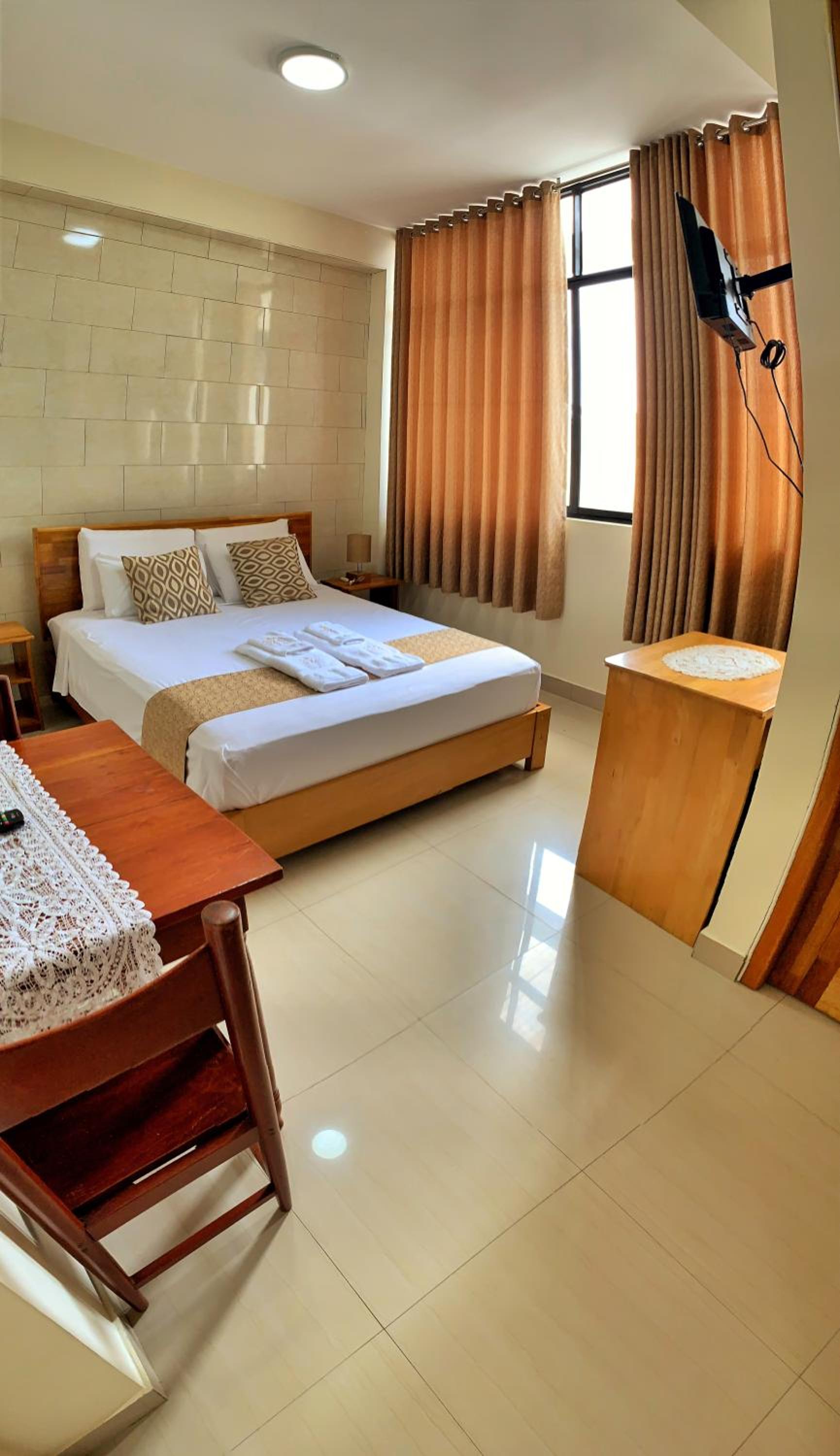 Deluxe Room - Photo 4
