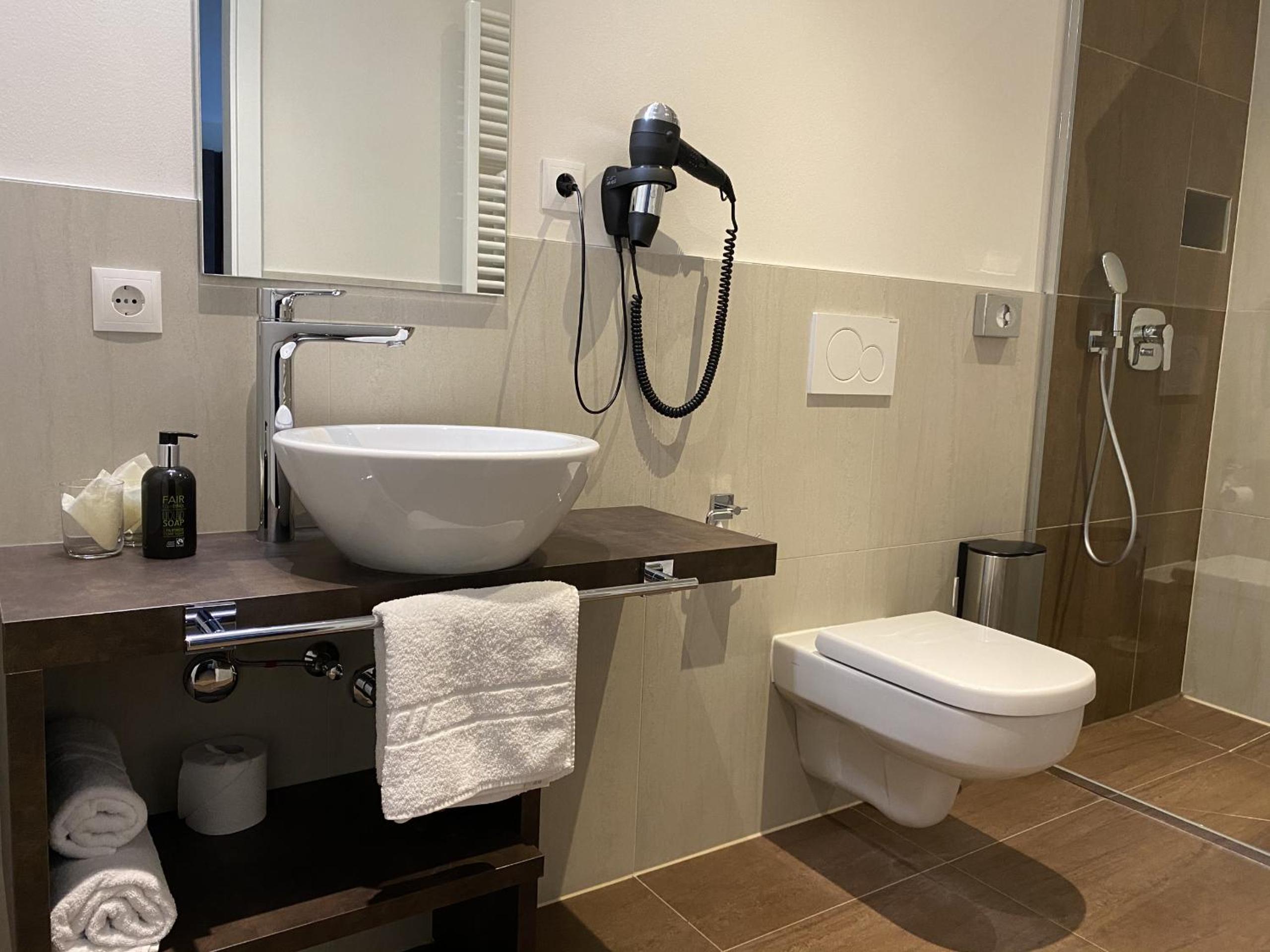 Deluxe Double Room - Photo 4