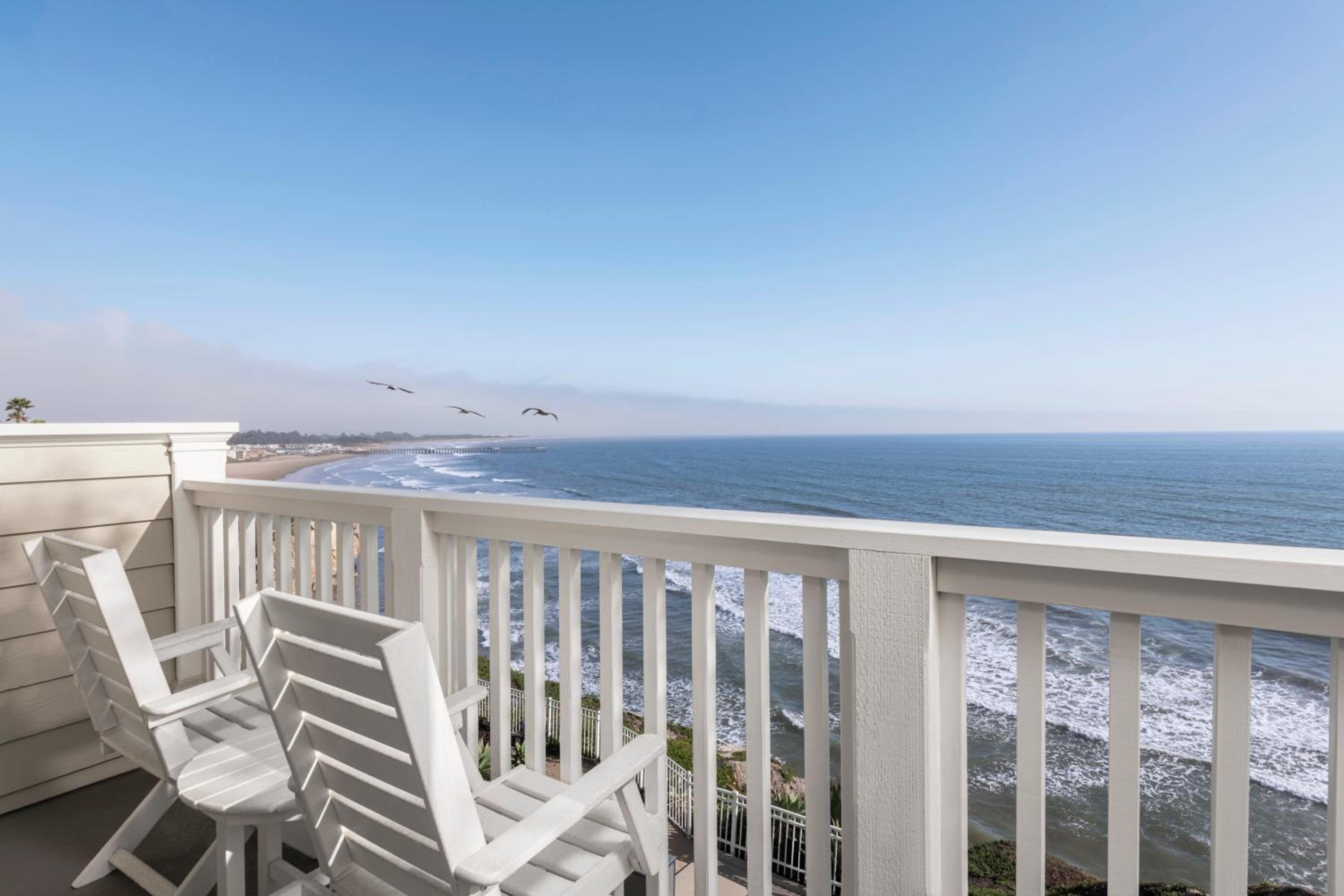 One Bedroom Oceanfront King Suite