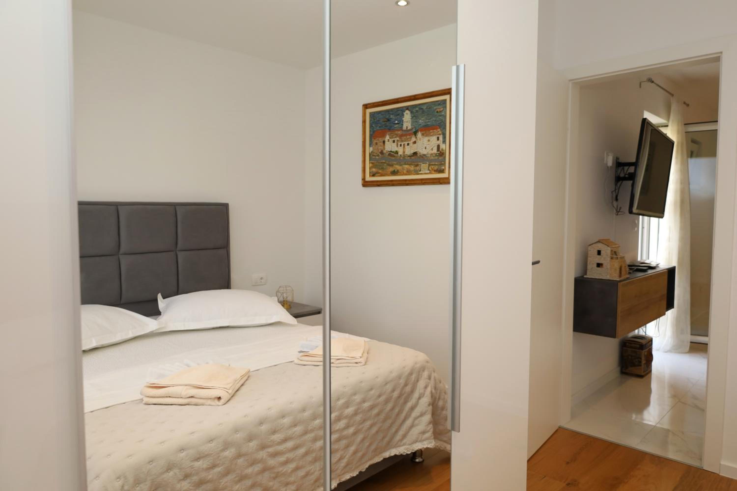 Two-Bedroom Apartment photo 3