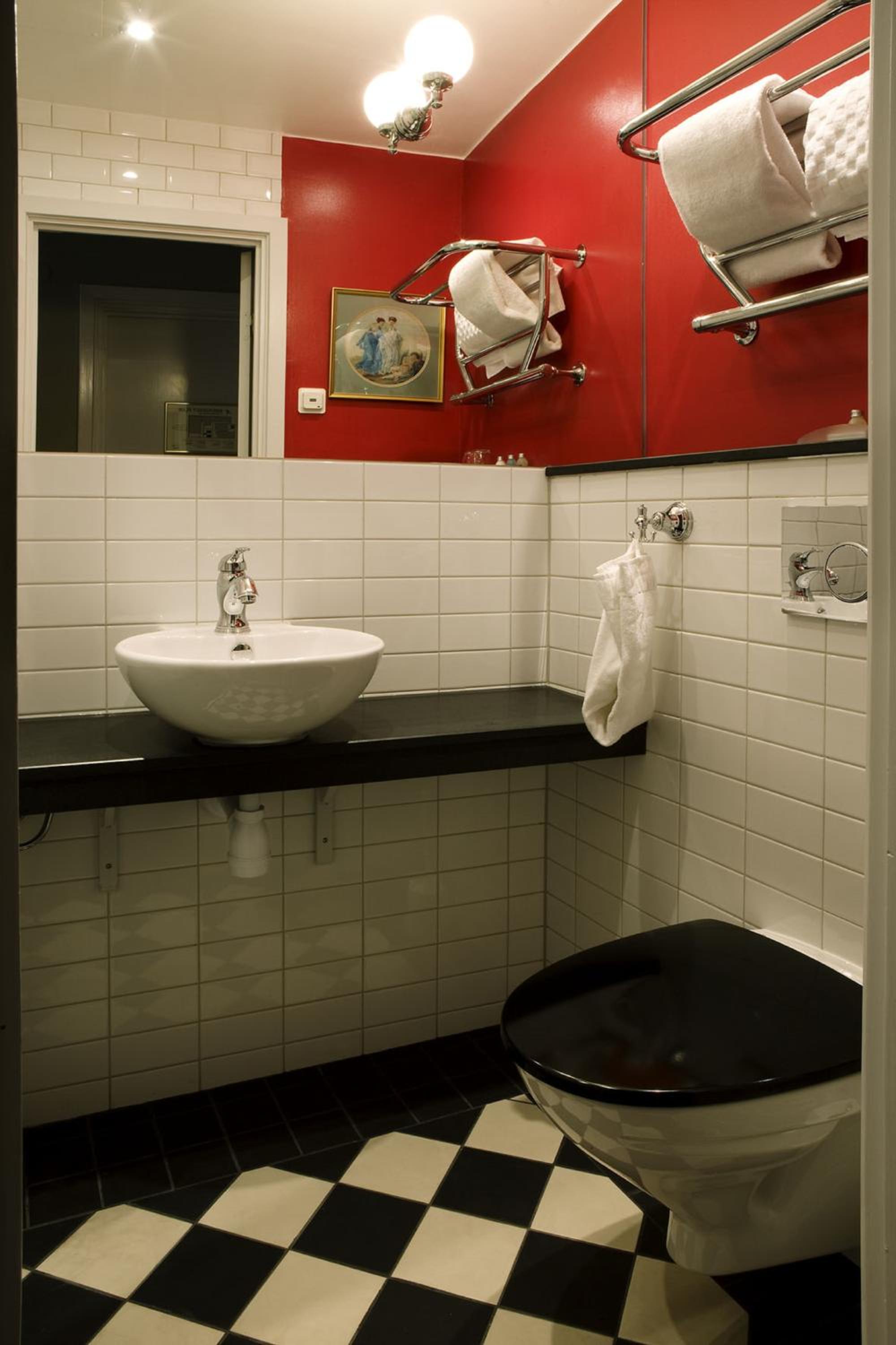Double Room - Photo 12