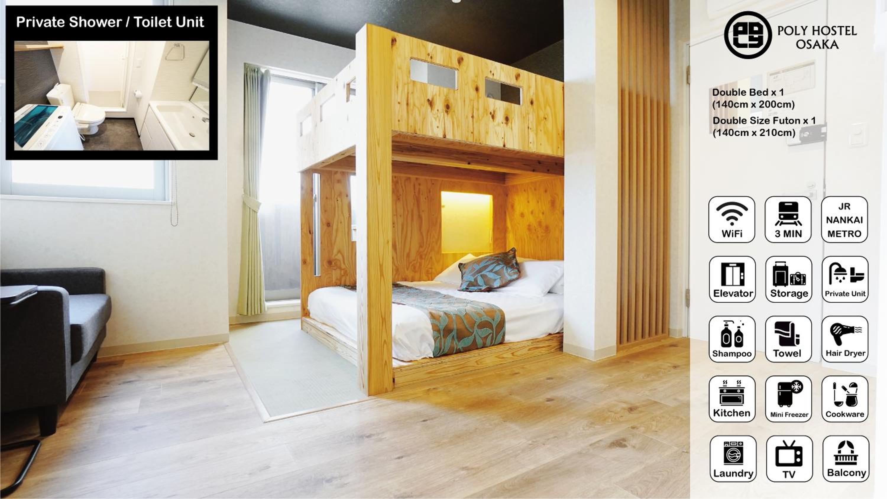 Quadruple Room with Private Bathroom