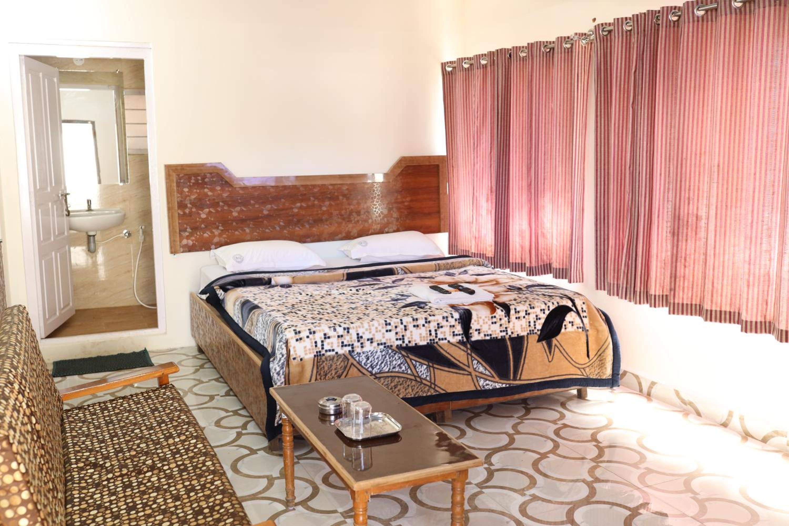 Deluxe Double Room - Photo 3