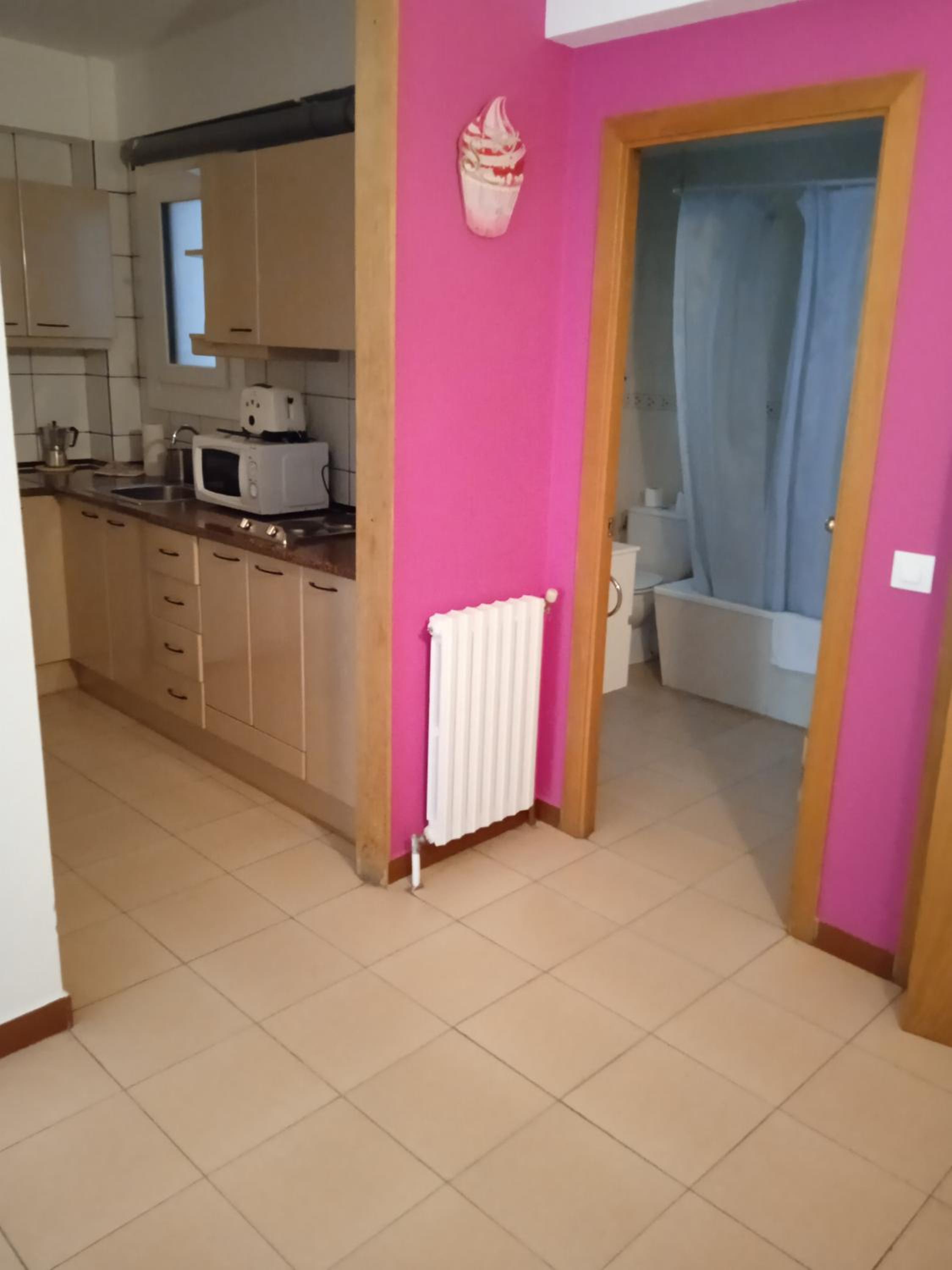 Interior One-Bedroom Apartment (3 Adults) photo 2
