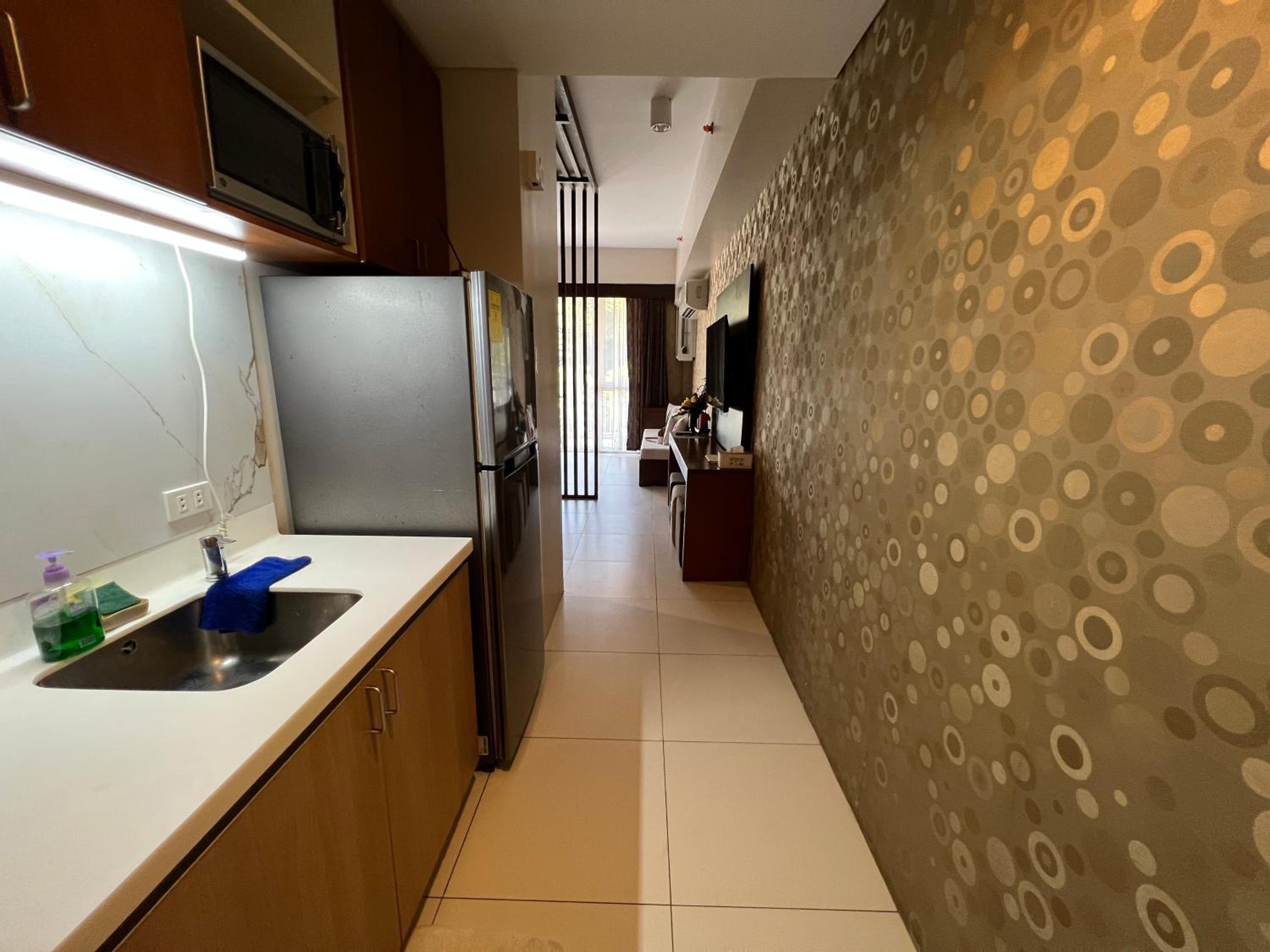 One-Bedroom Apartment - Photo 16