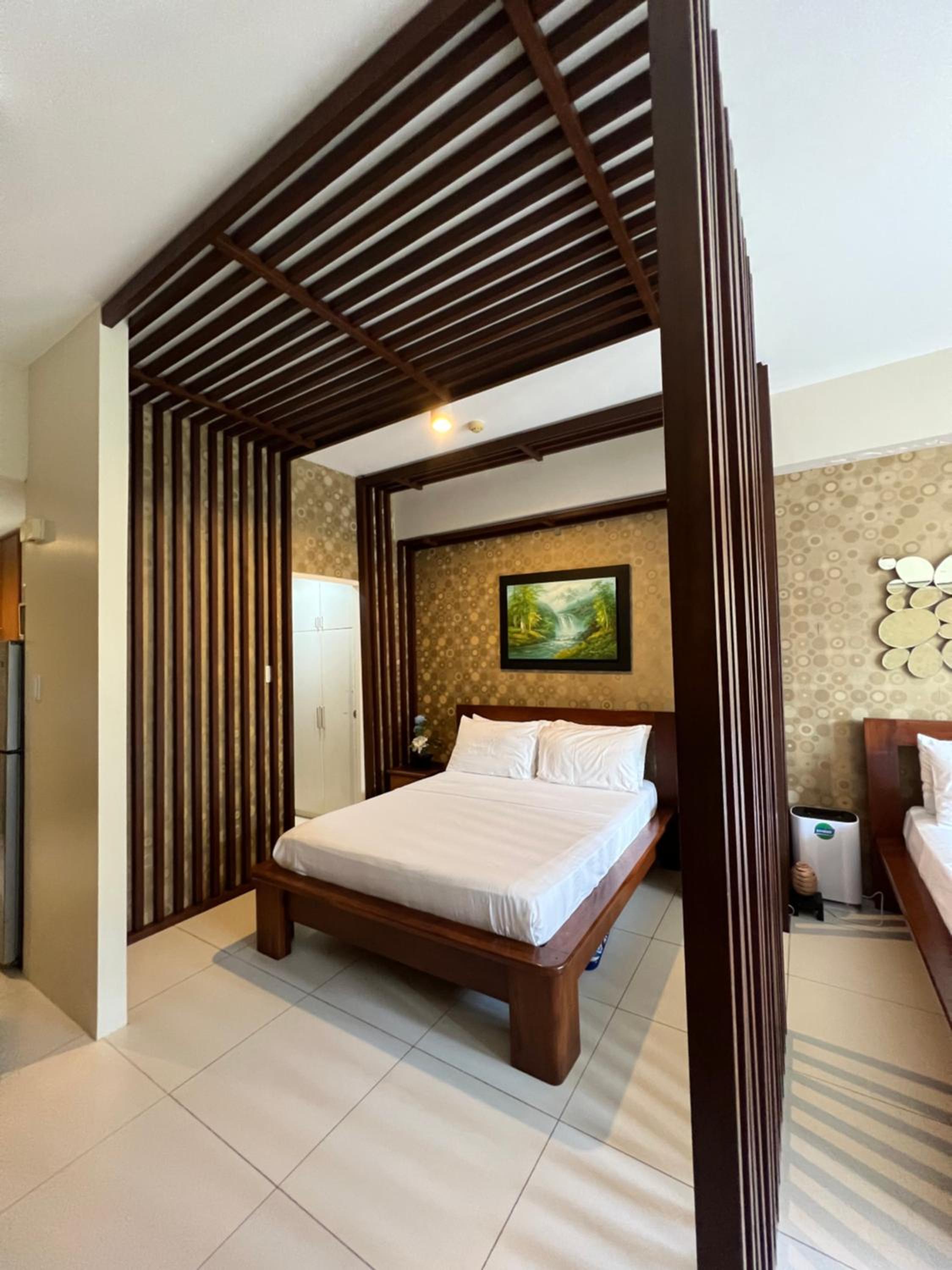 One-Bedroom Apartment - Photo 11