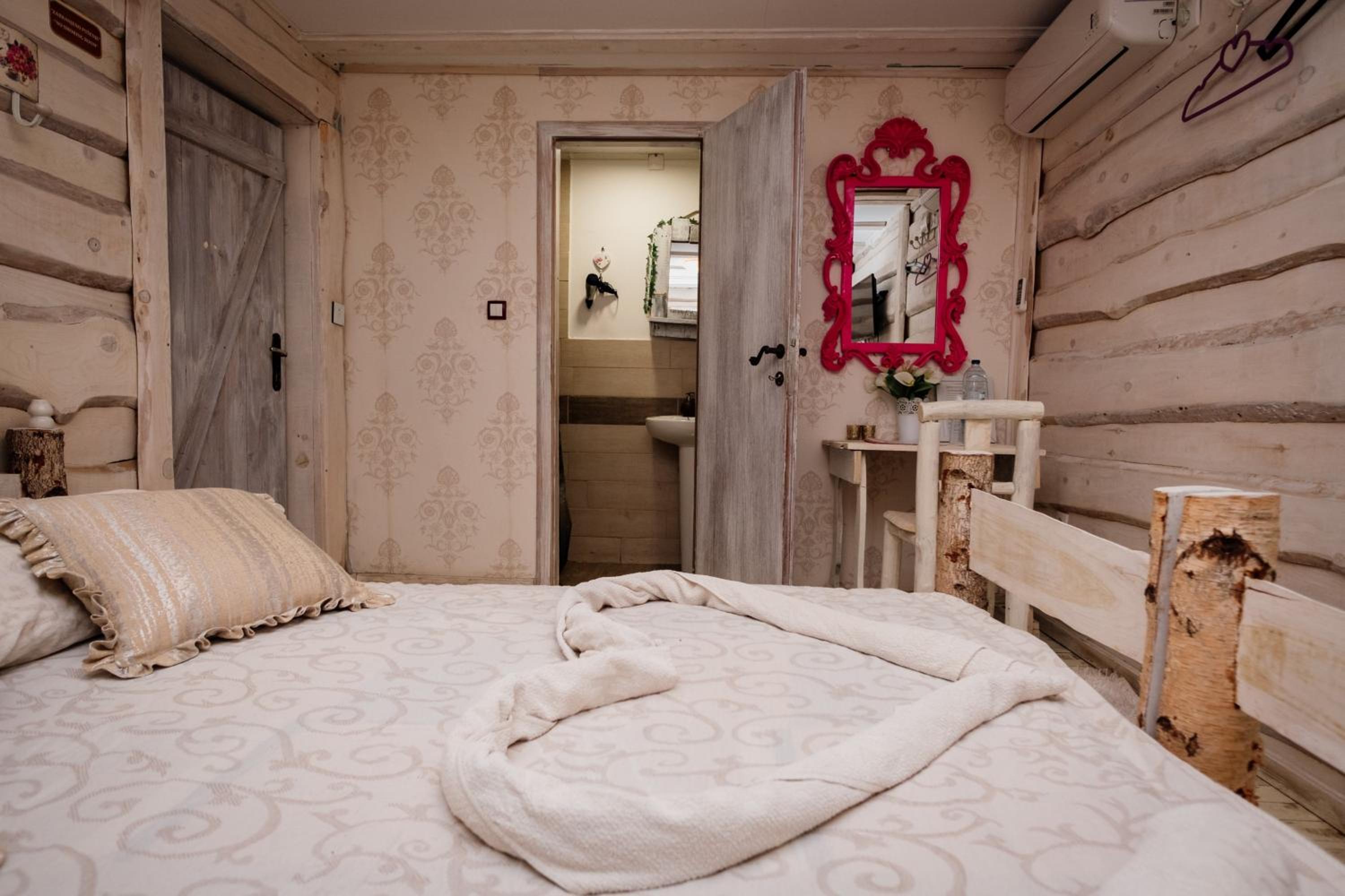 Romantic Double Room photo 3