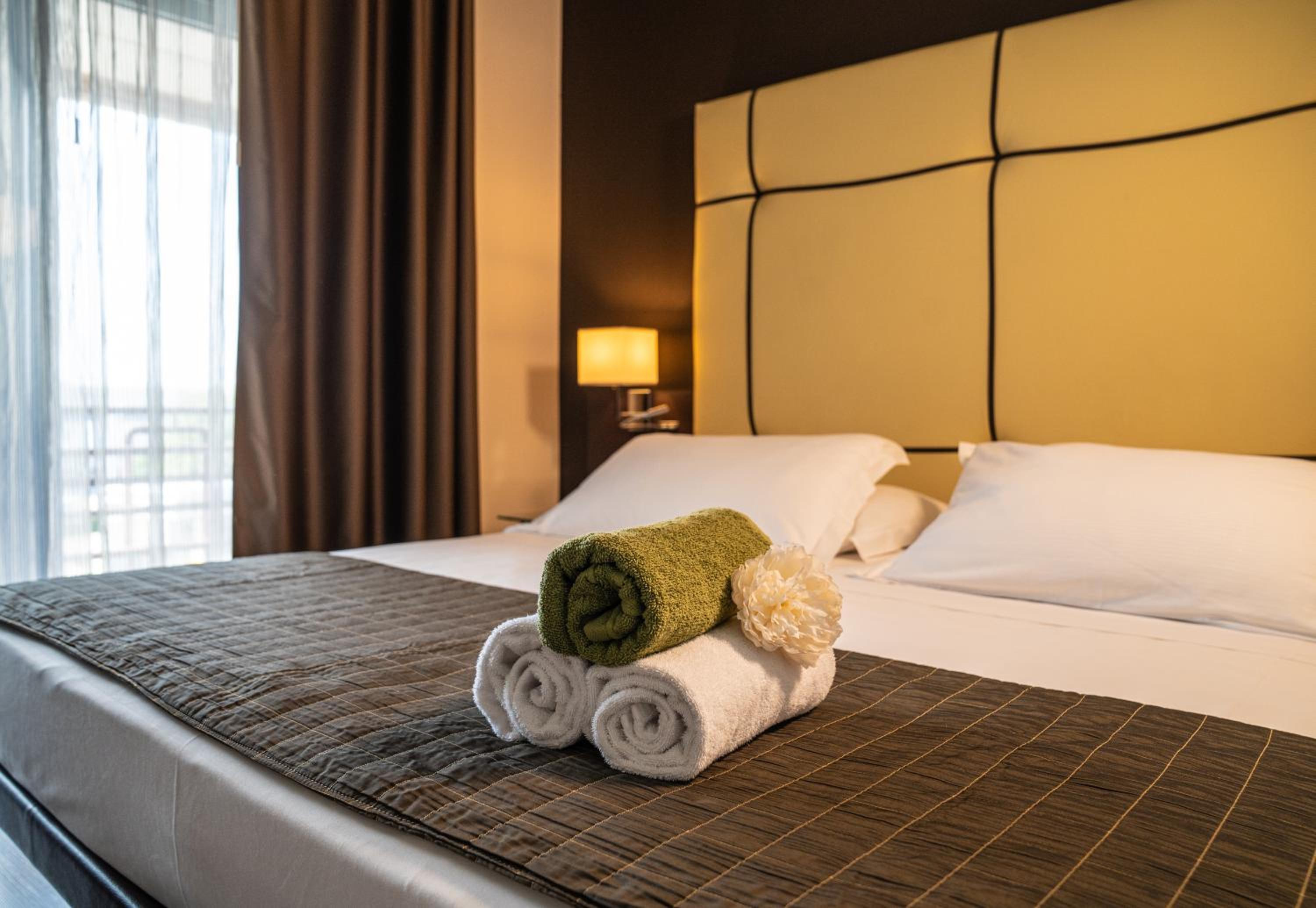 Double Room - Photo 7