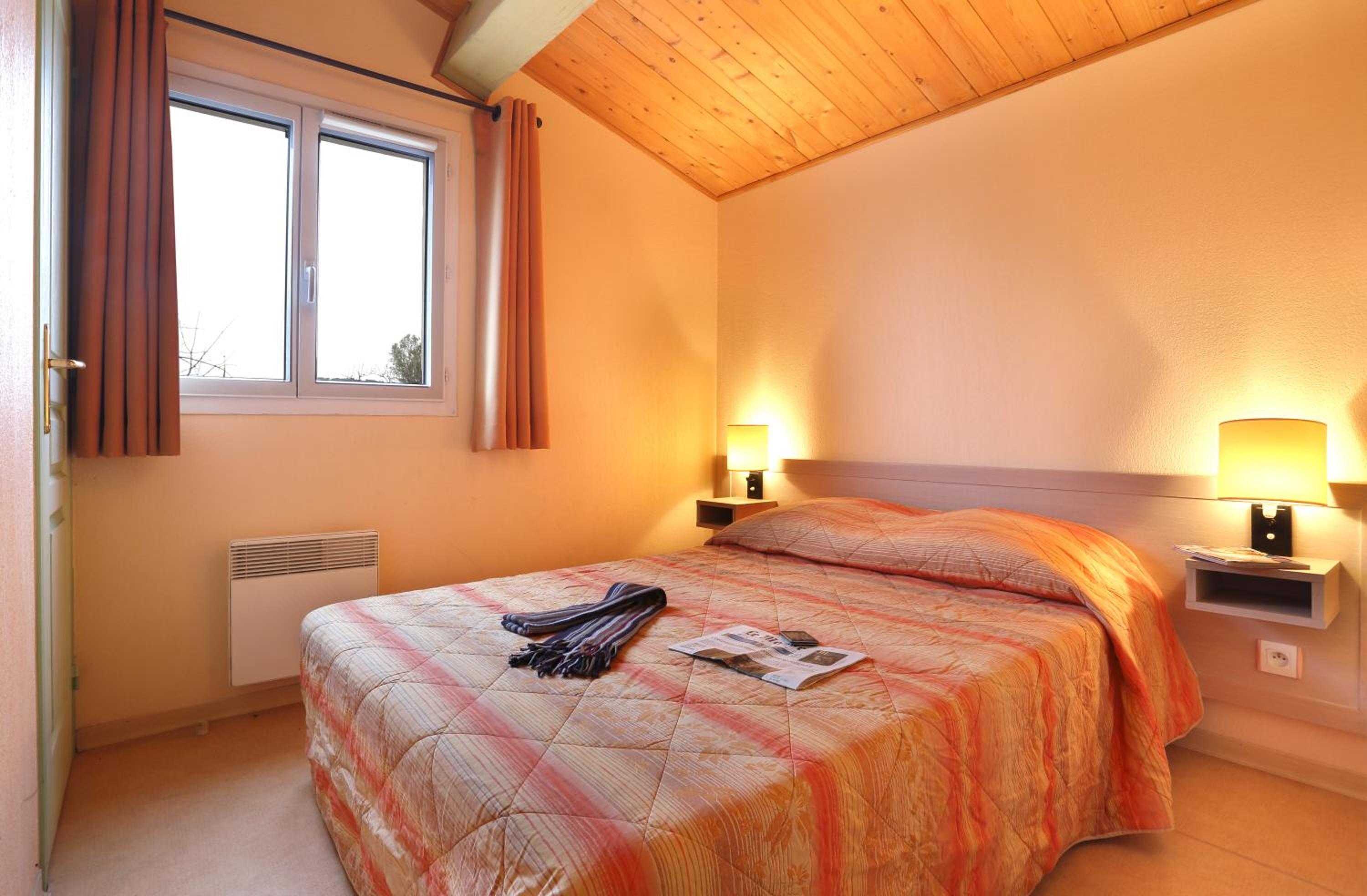 Two-Bedroom House photo 3