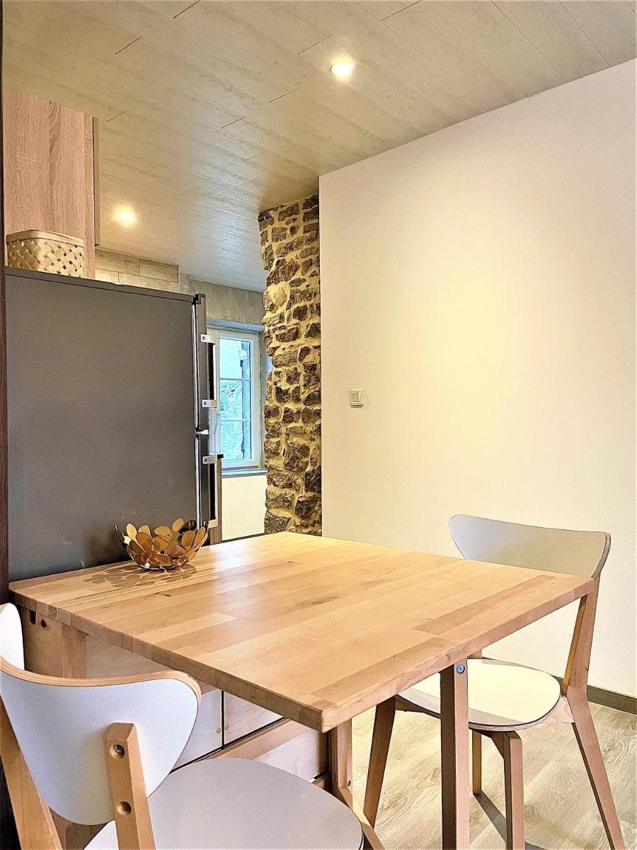 Studio Apartment - Photo 8