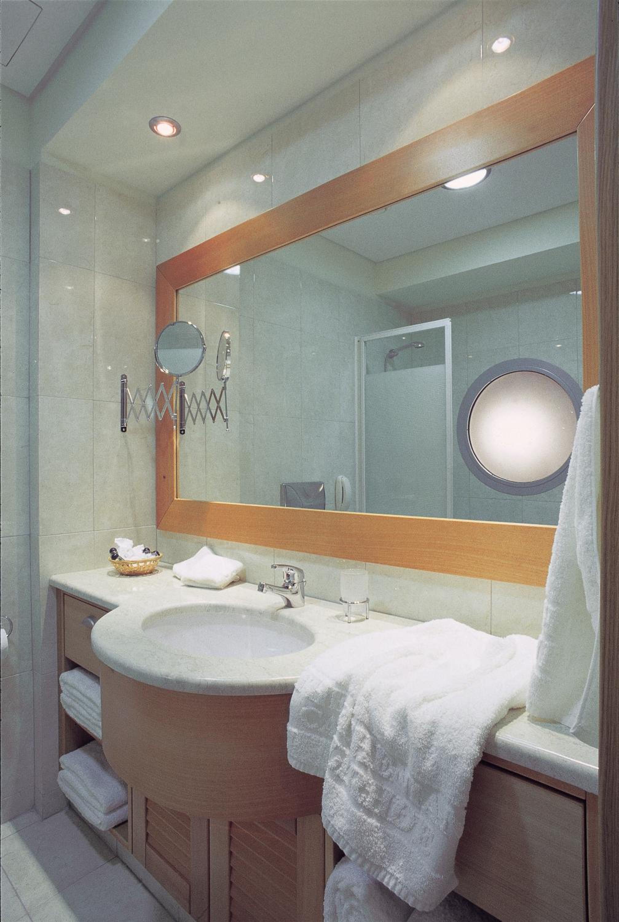 Standard Triple Room photo 3
