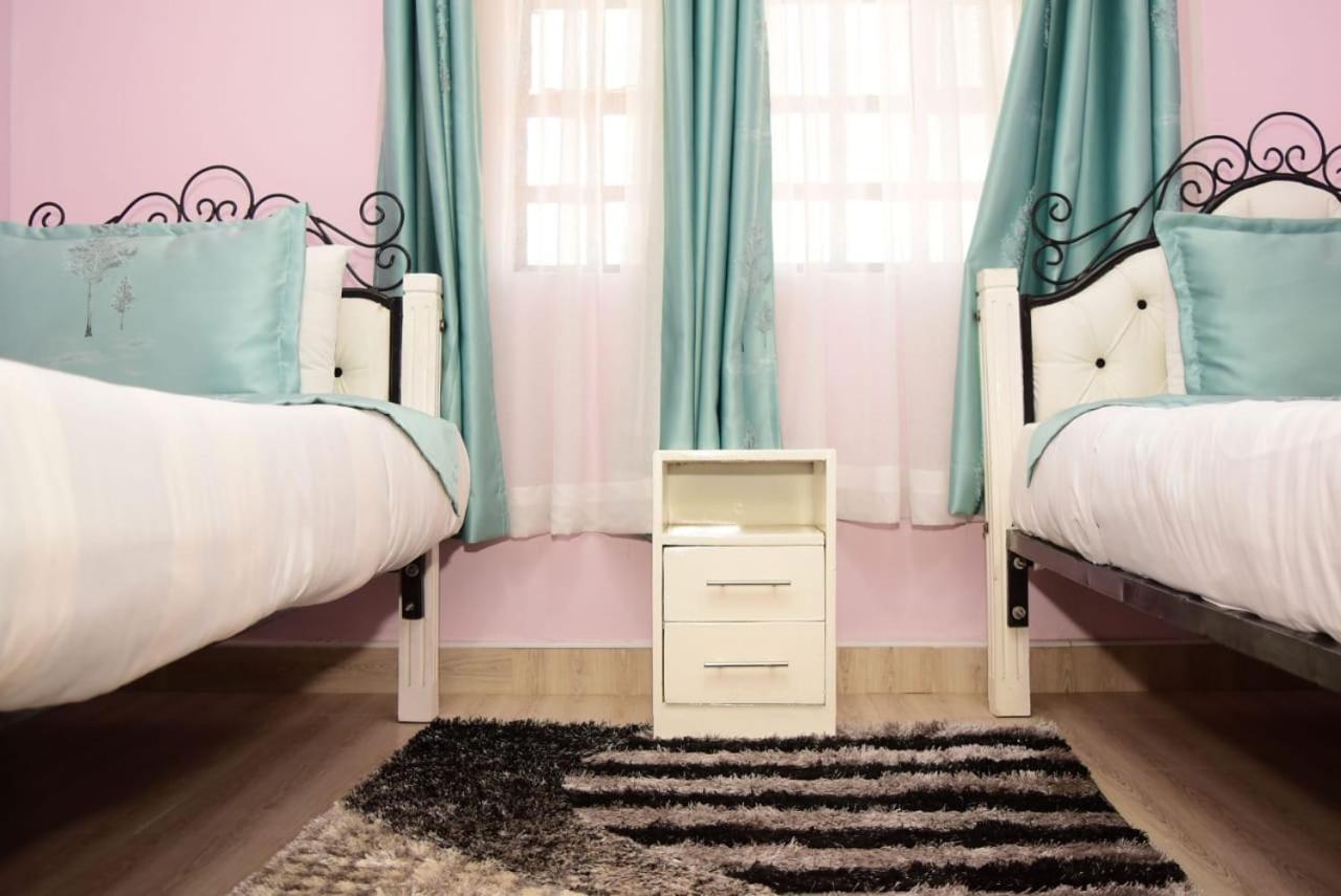 Two-Bedroom Apartment - Photo 11