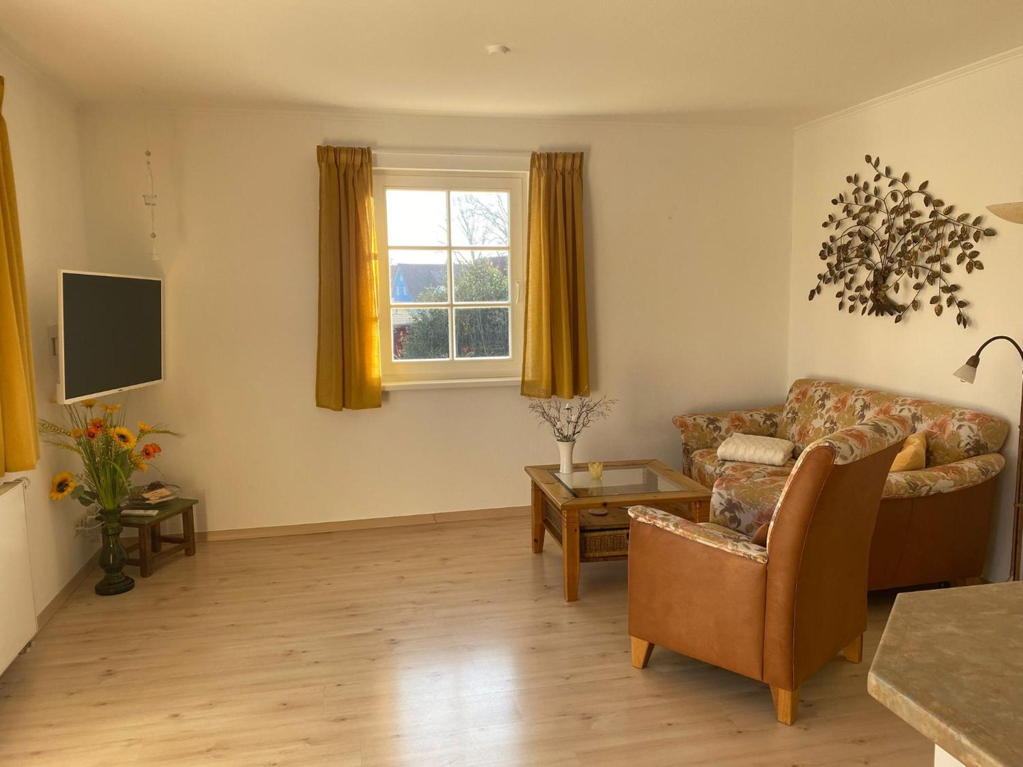 Apartment with Balcony photo 1