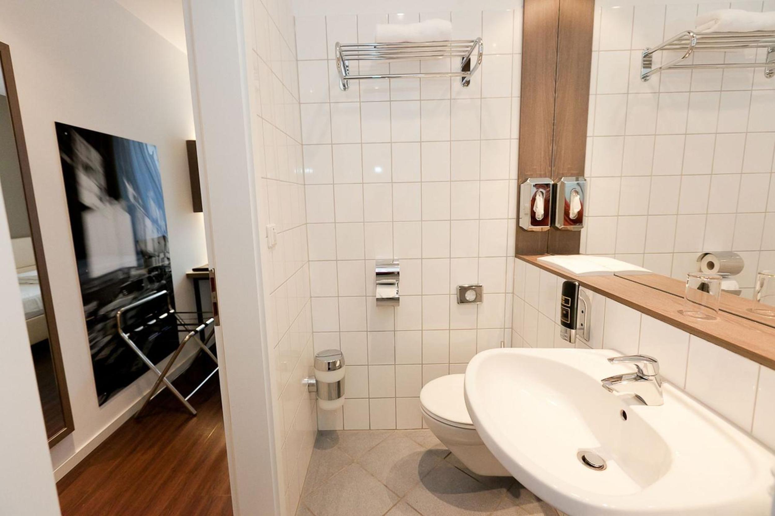 Single Room photo 3