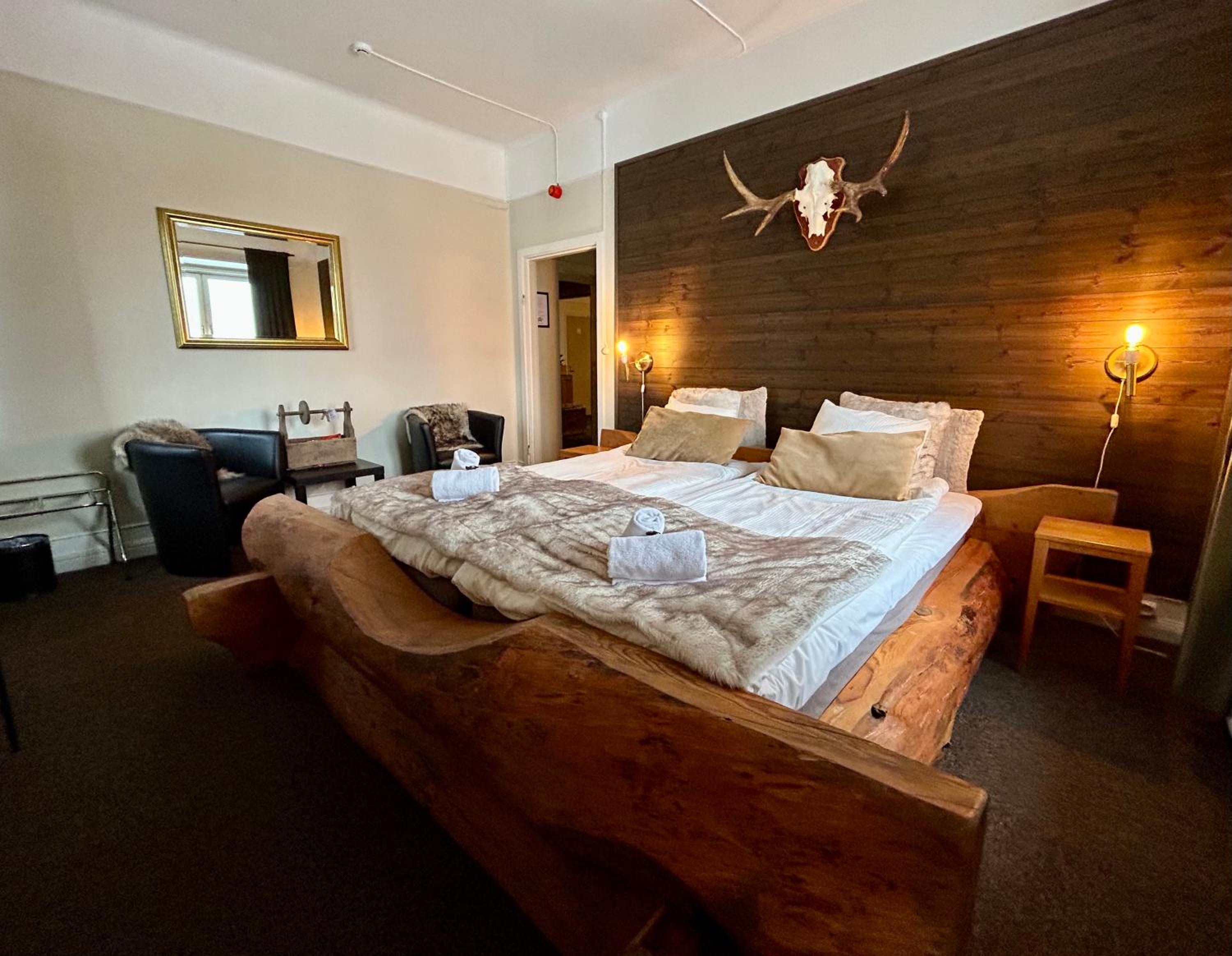Quadruple Room with Lake View photo 2