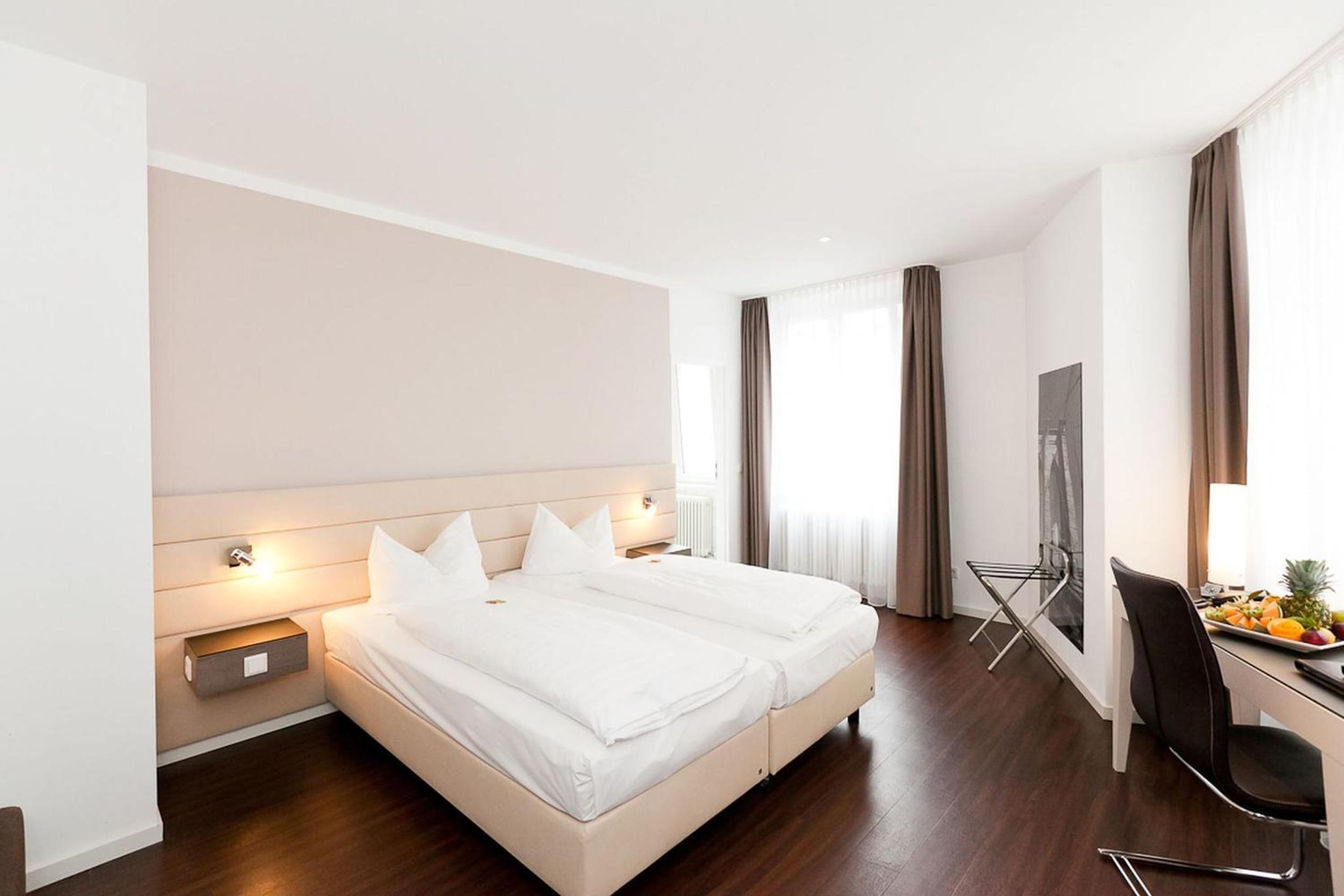 Double Room - Photo 26