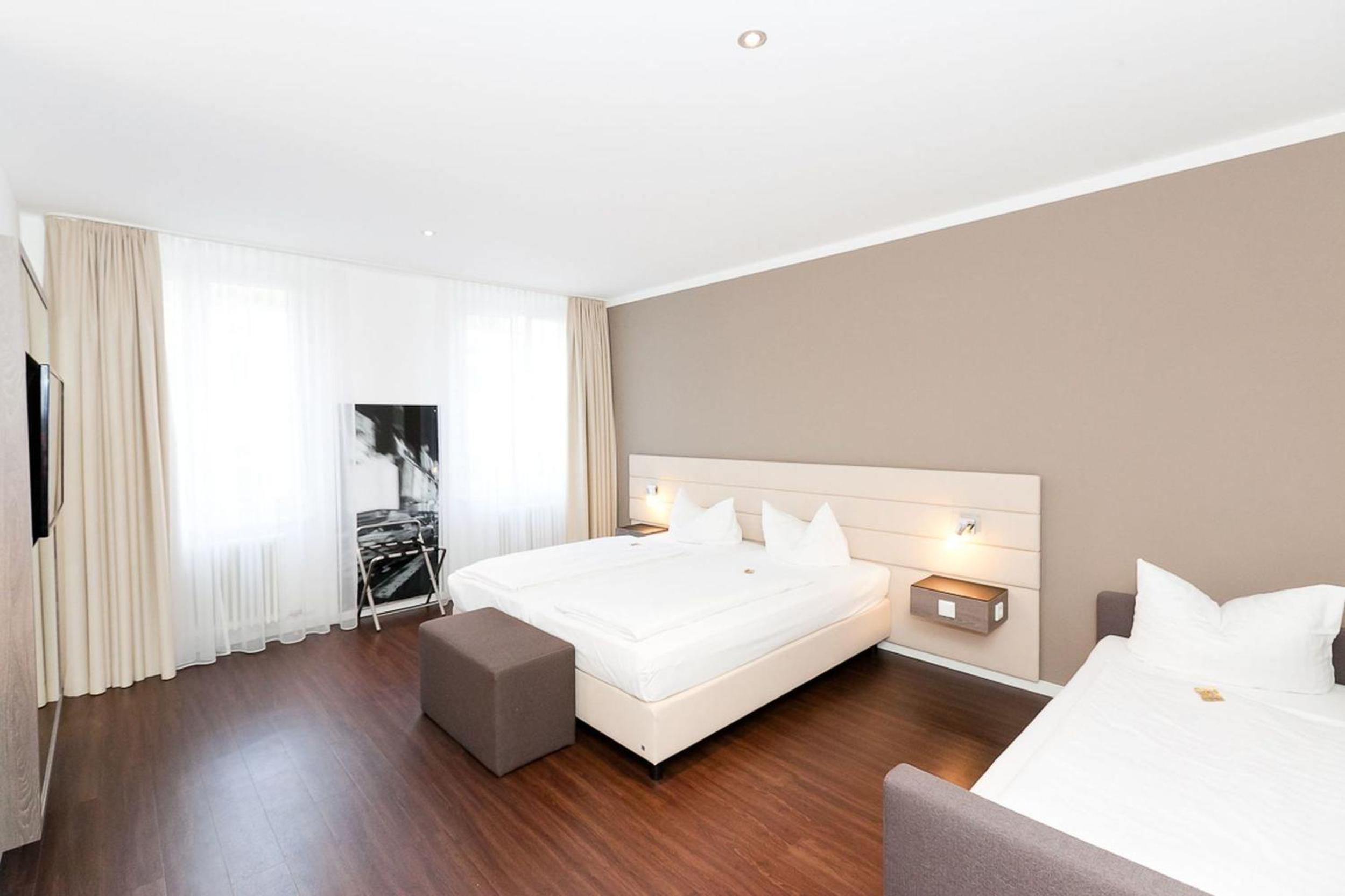 Triple Room - Photo 19