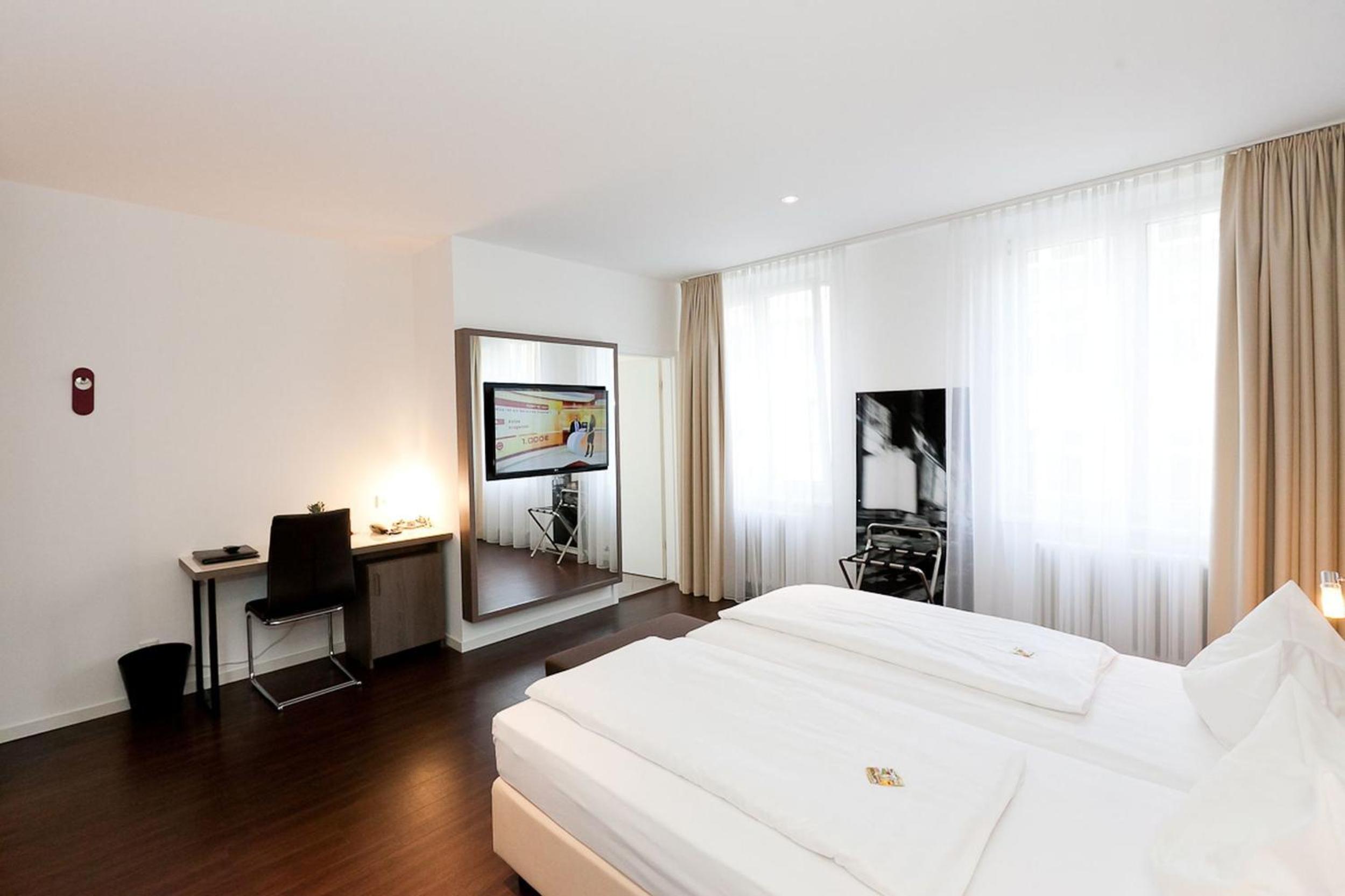 Triple Room - Photo 14