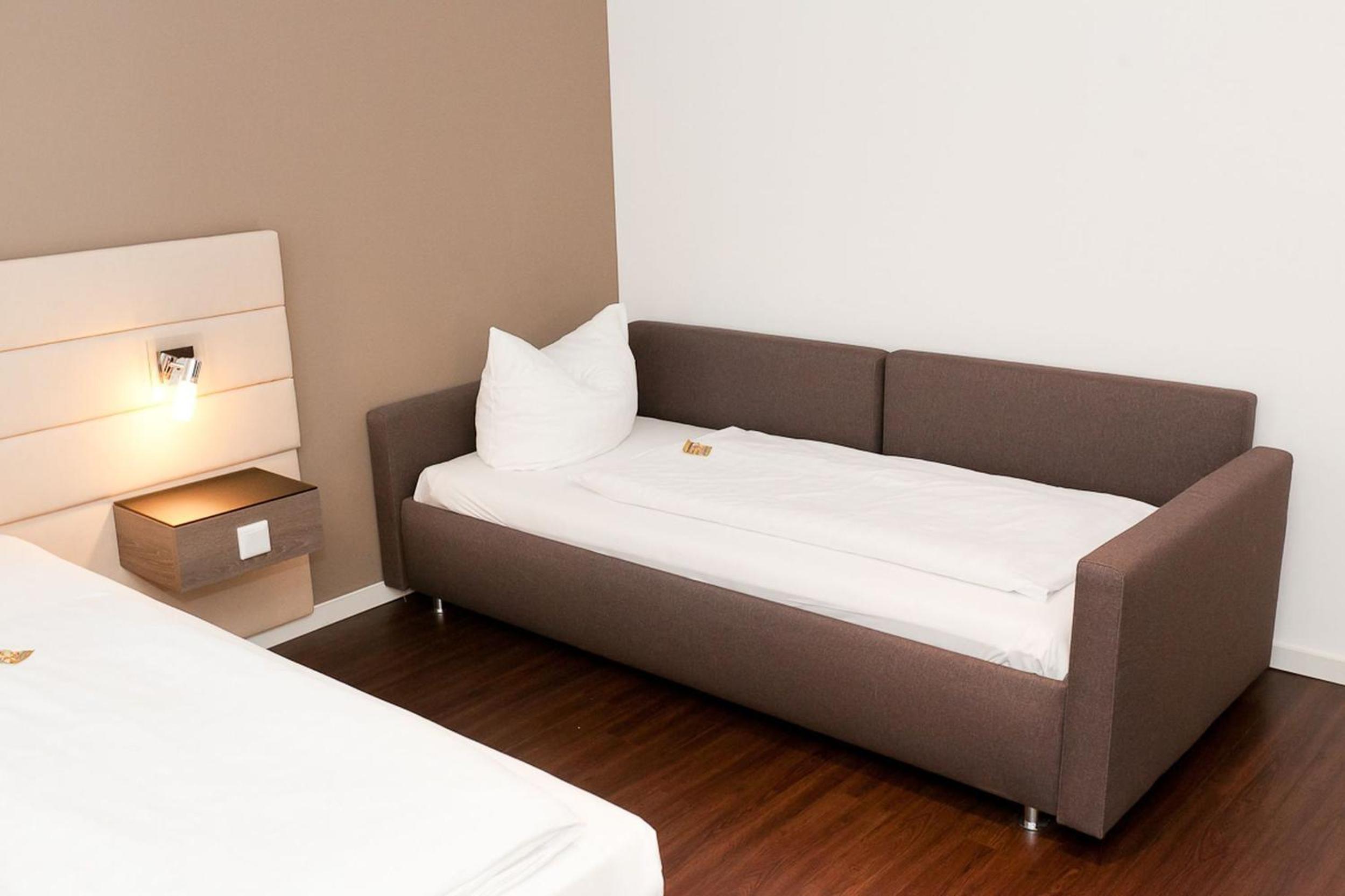 Triple Room - Photo 8