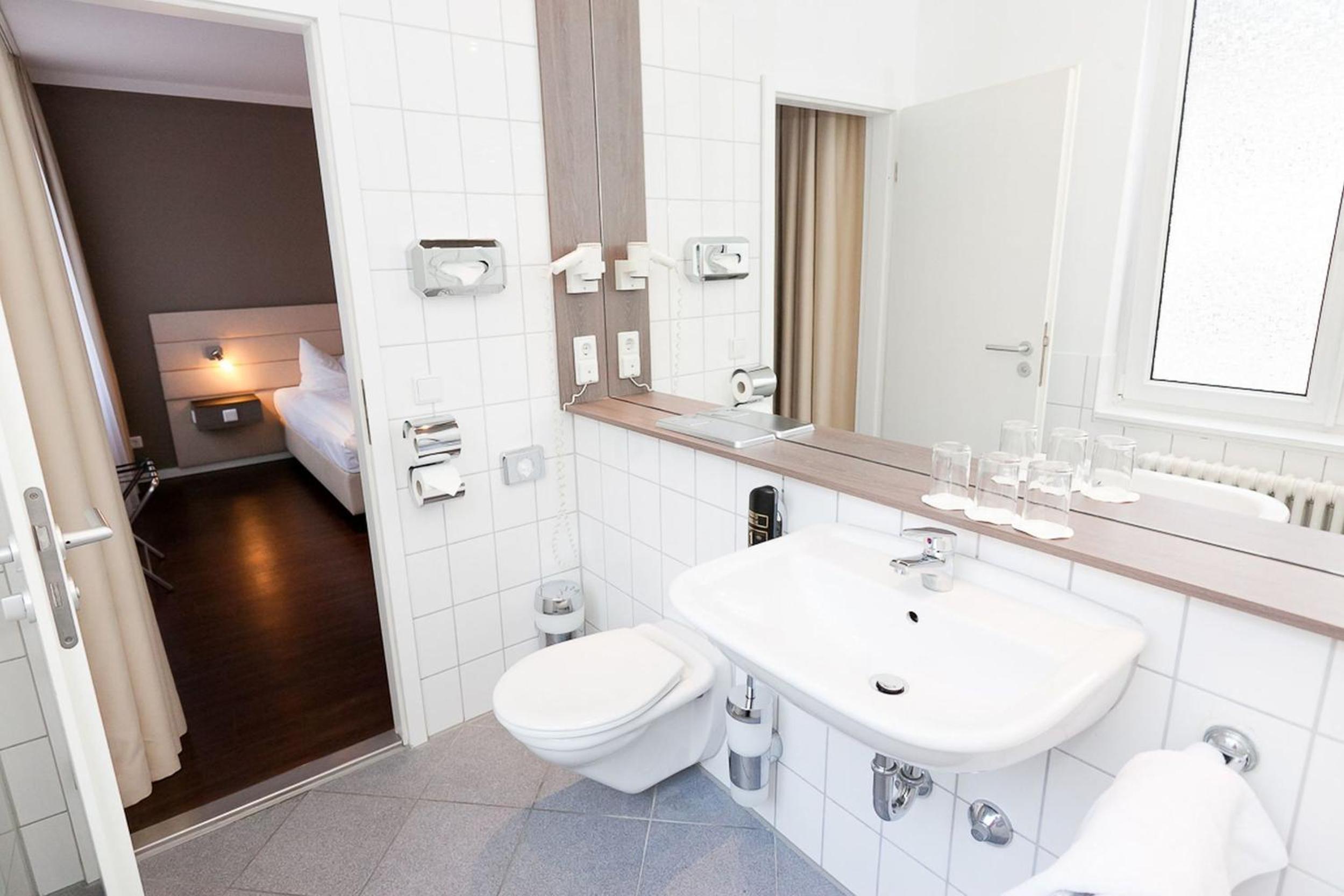 Triple Room - Photo 5