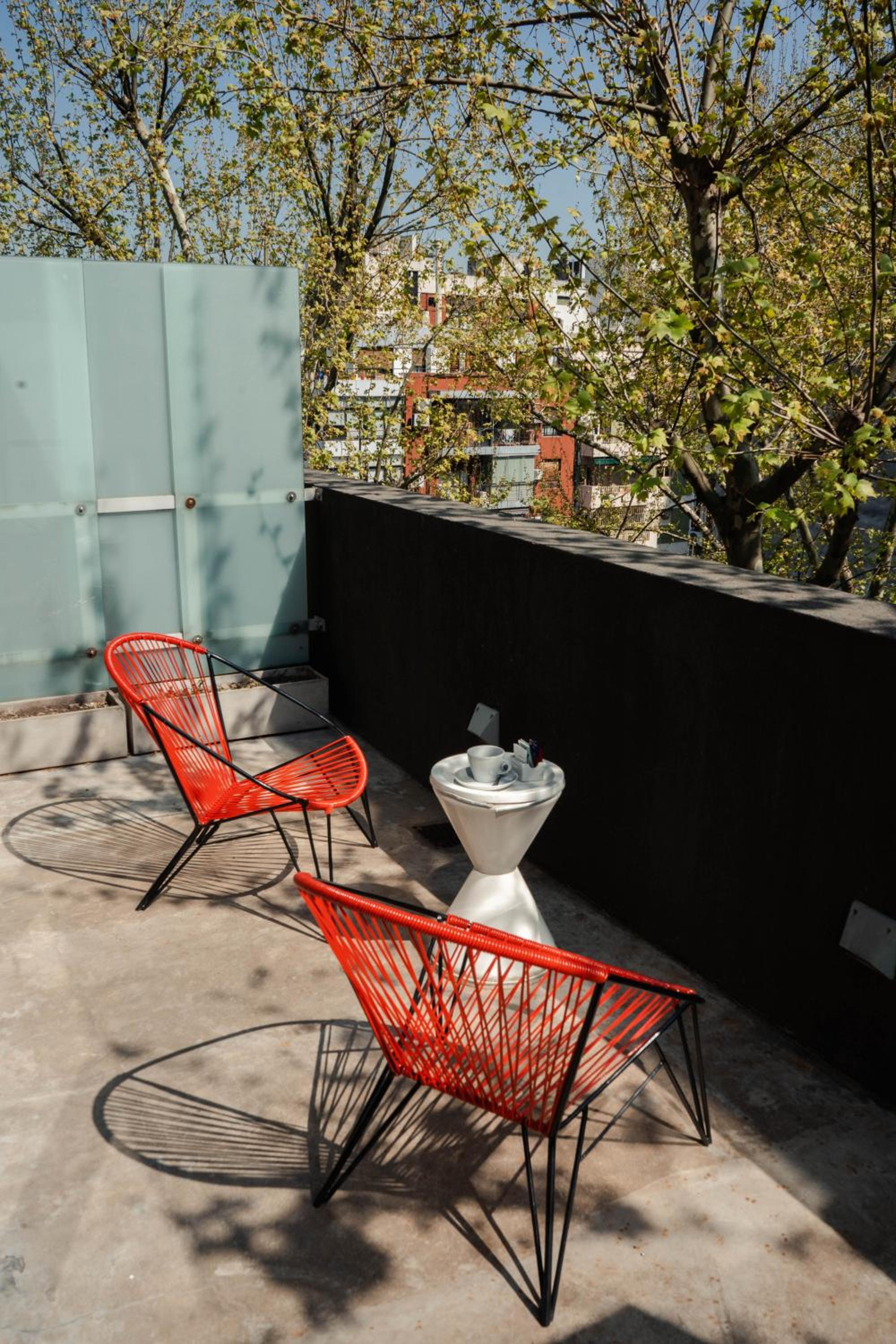 One-Bedroom Suite with Balcony thumbnail 5