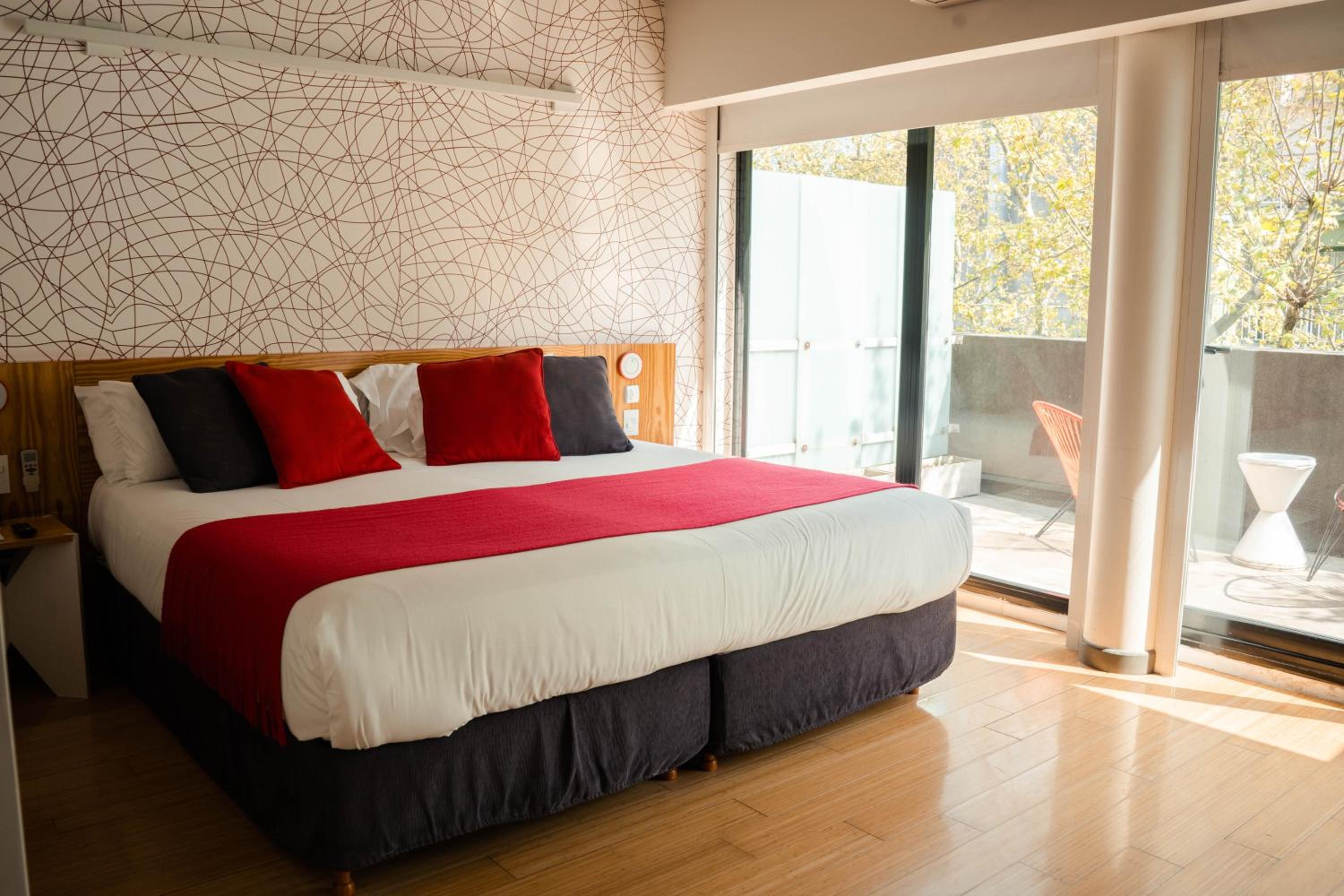 Deluxe Suite with Balcony