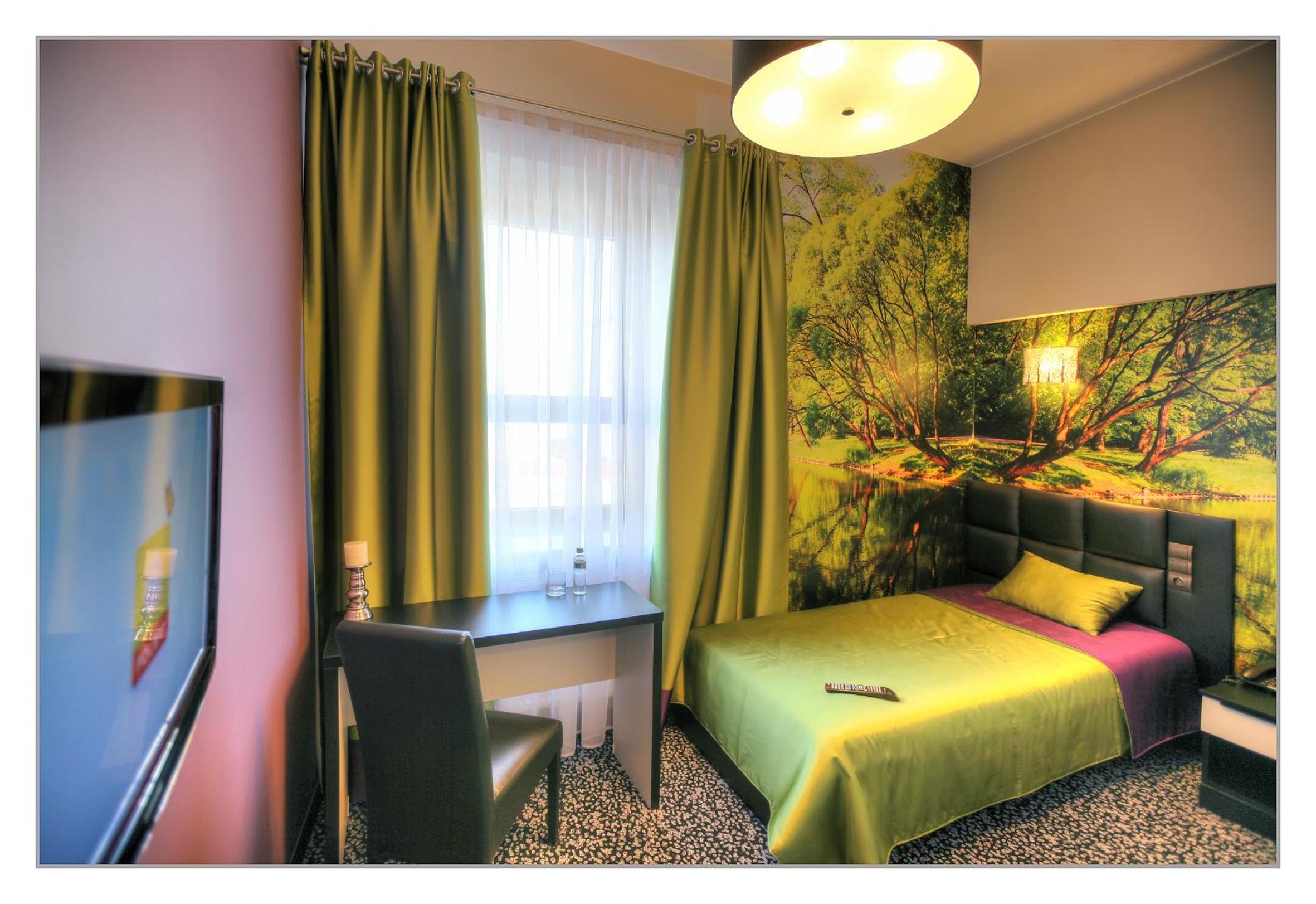 Single Room - Disability Access photo 1