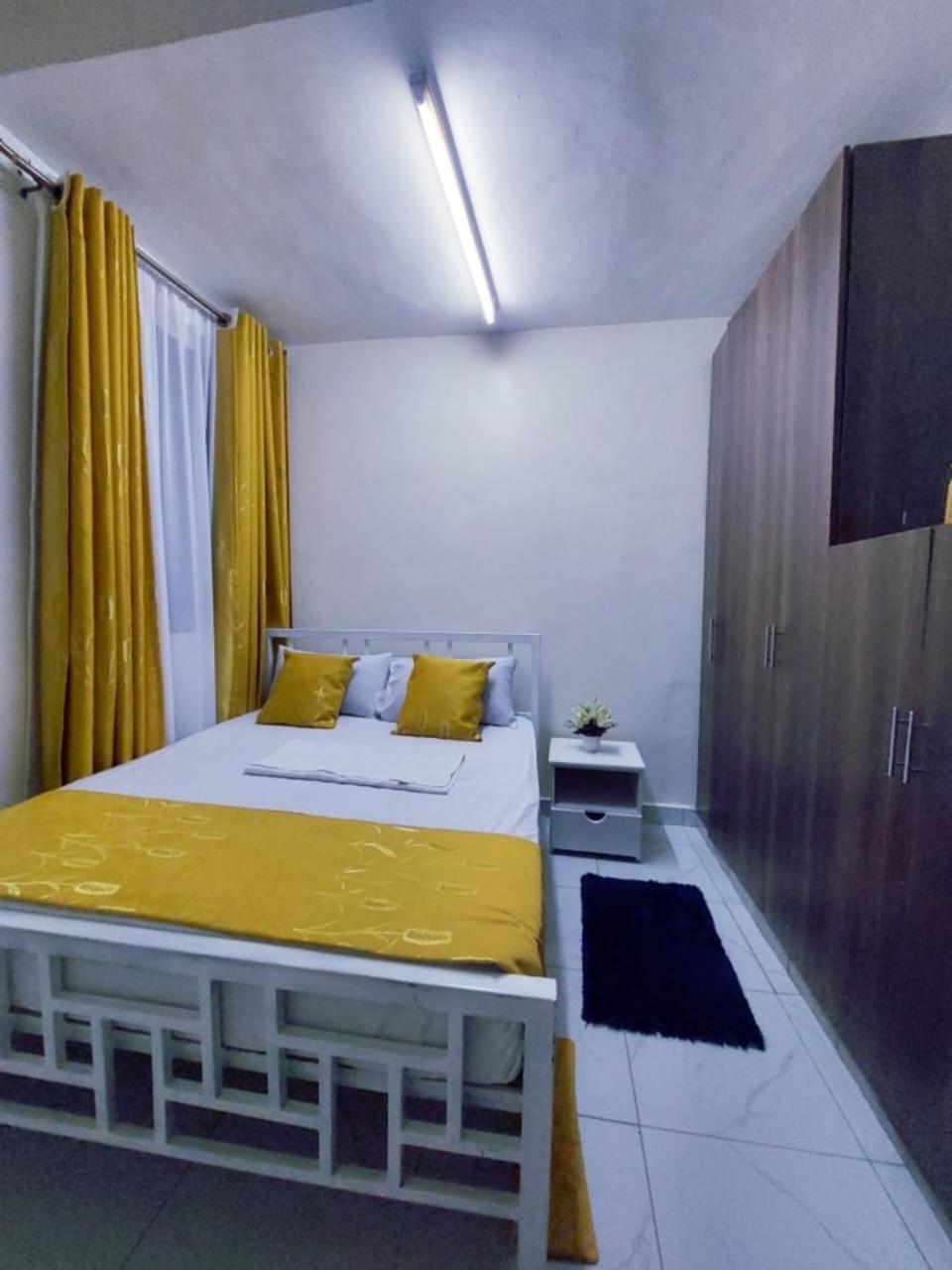Two-Bedroom Apartment - Photo 7