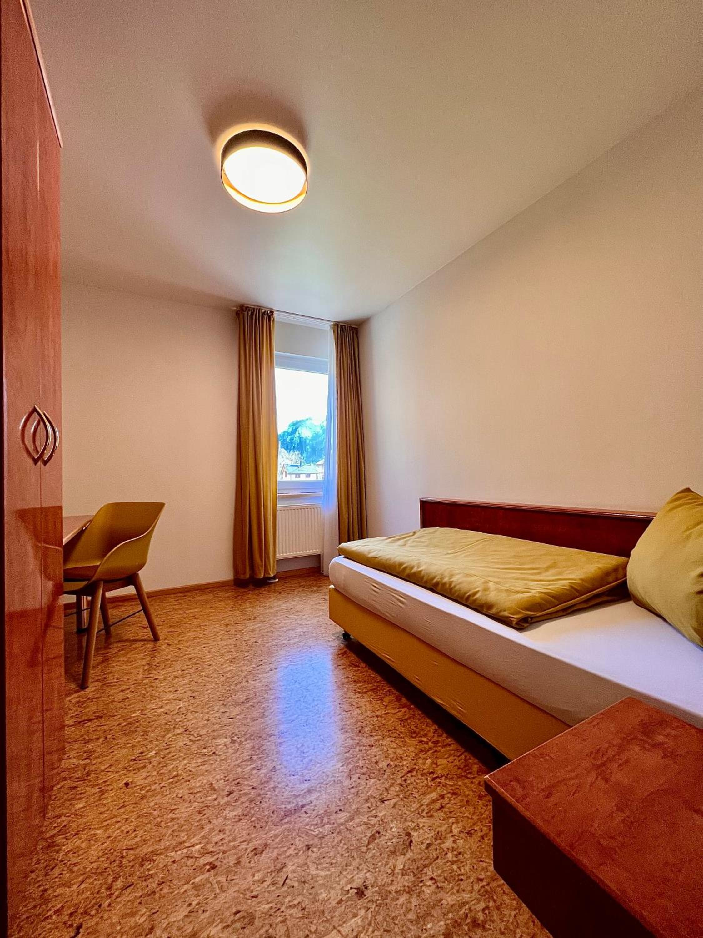 Single Room With Private Bathroom photo 2