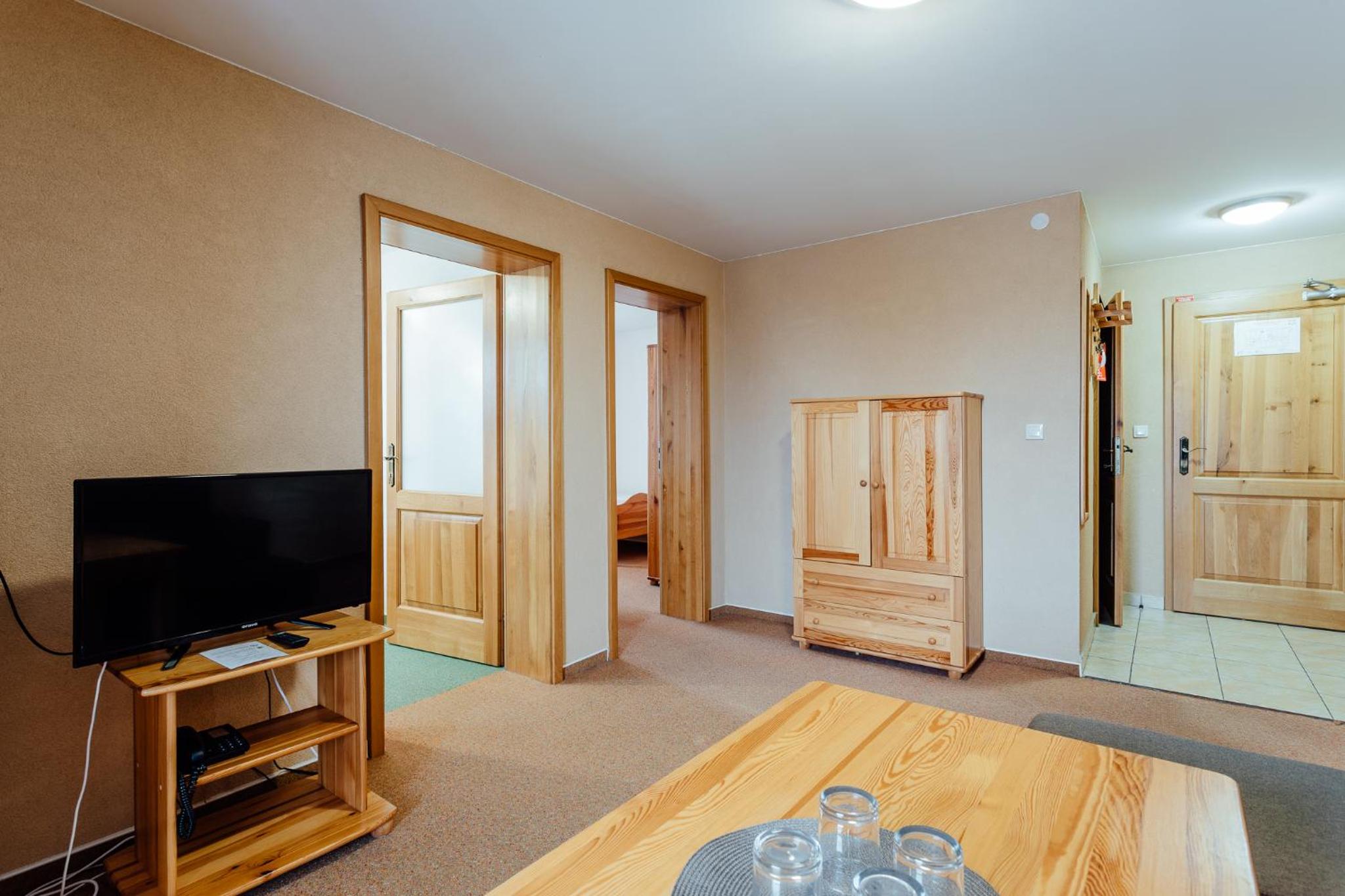 Family Room (4 Adults) photo 3