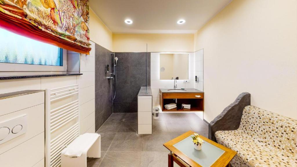 Suite with Balcony photo 3