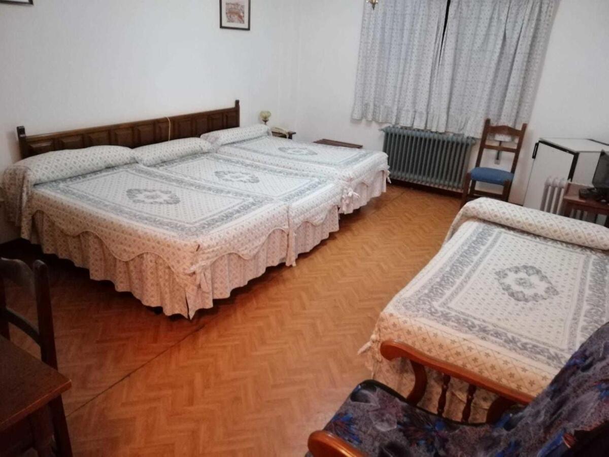 Standard Double Room photo 3