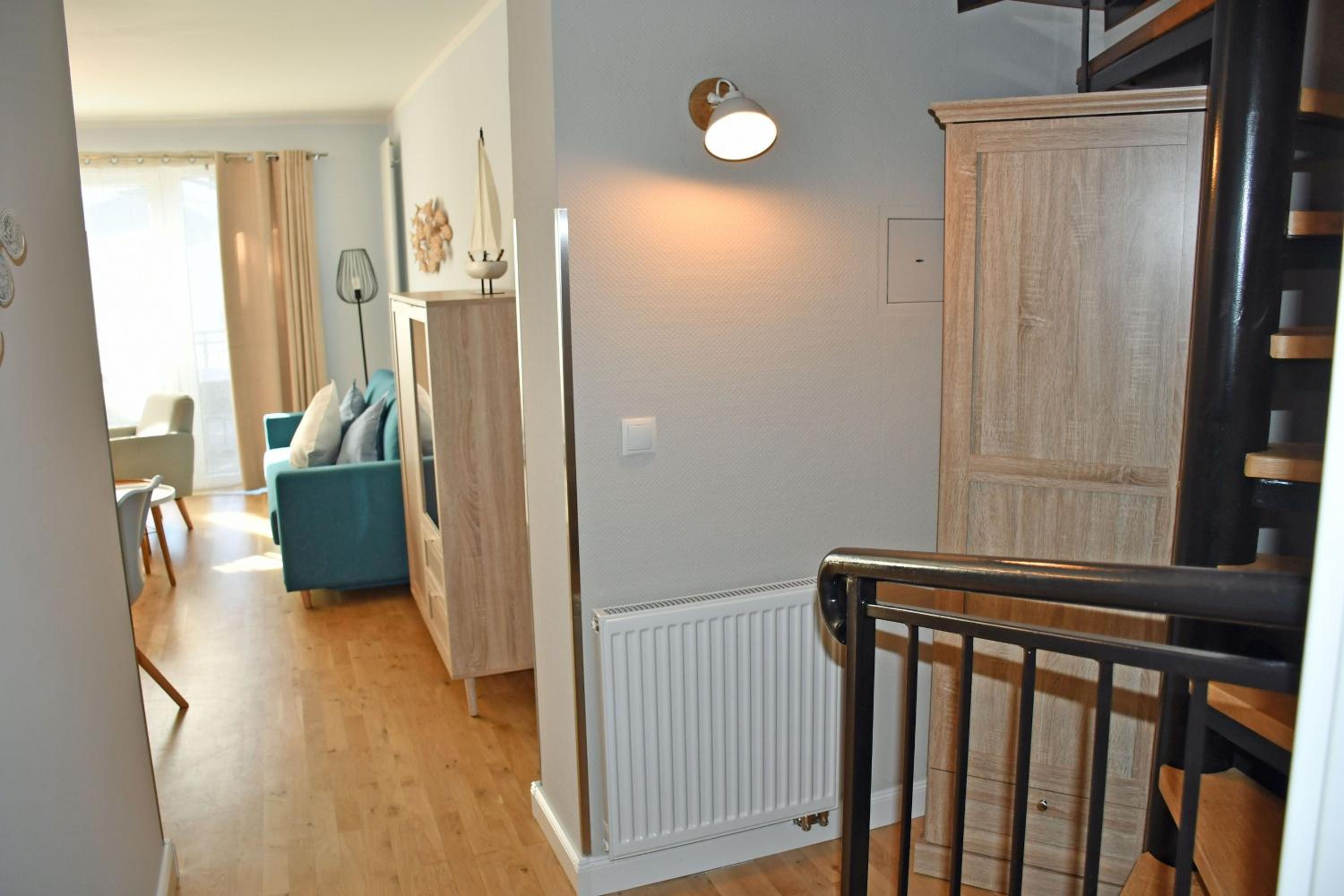One-Bedroom Apartment with Balcony and Terrace photo 3