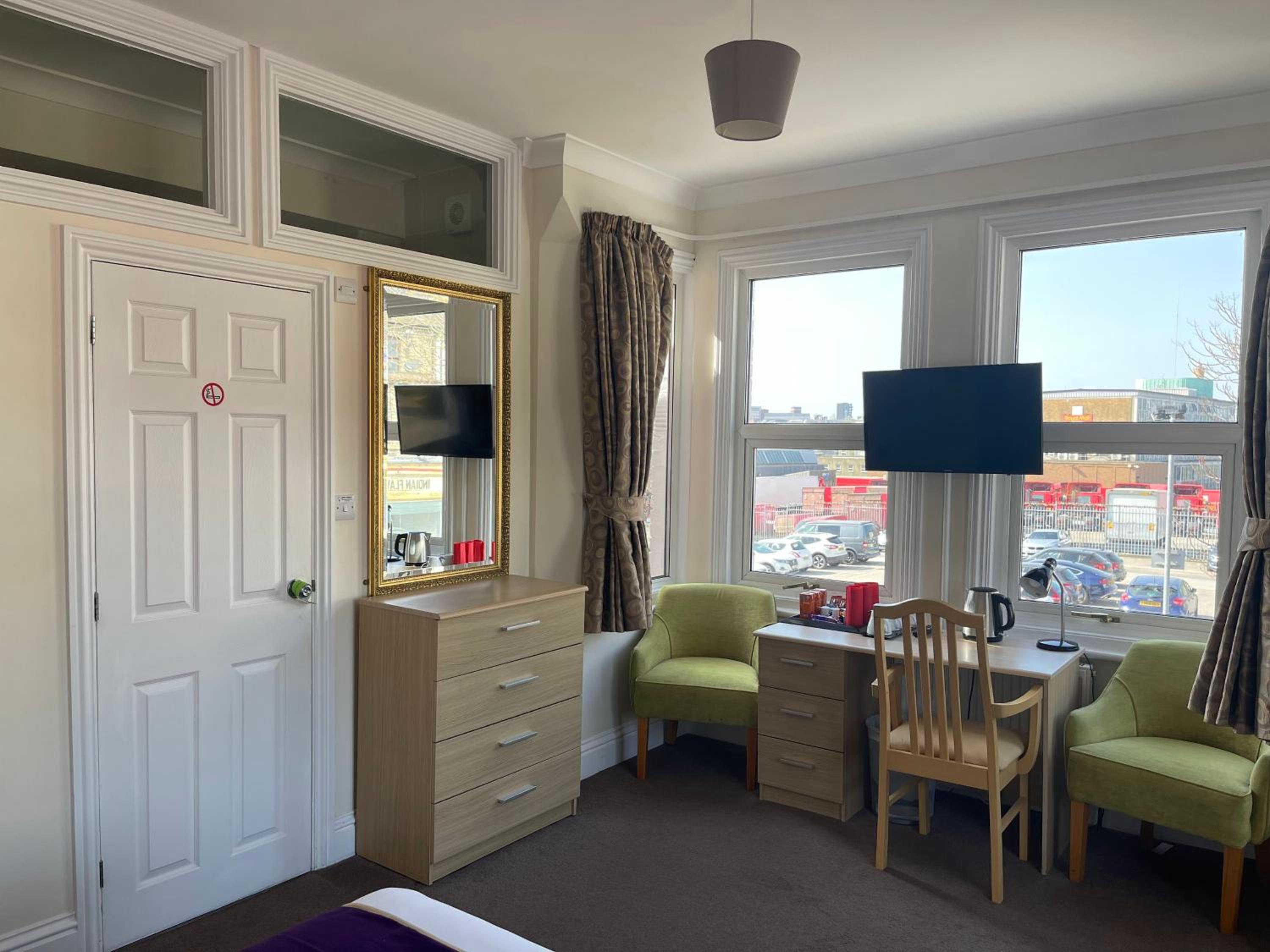 Standard Twin Room photo 3