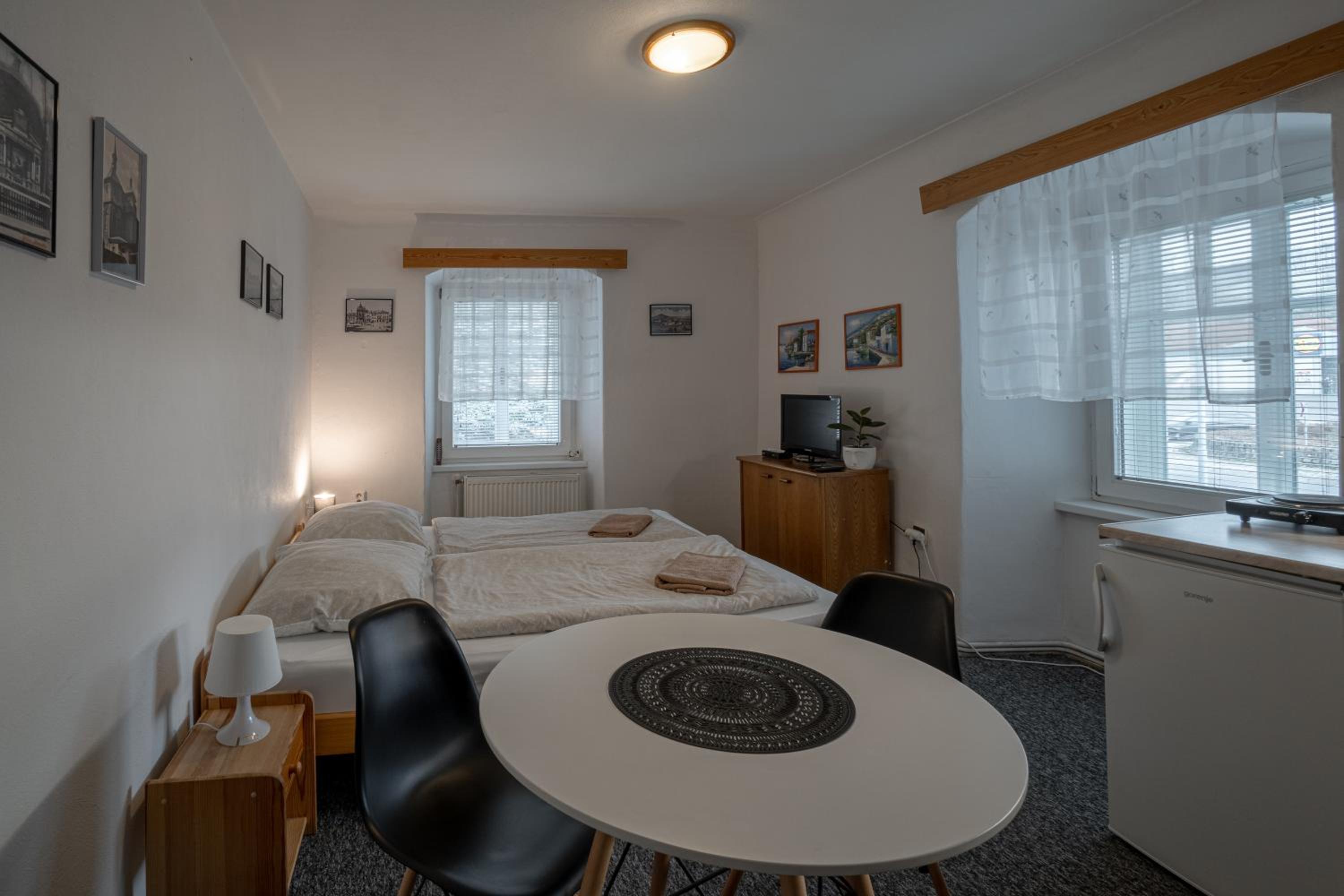 Apartment - Photo 2