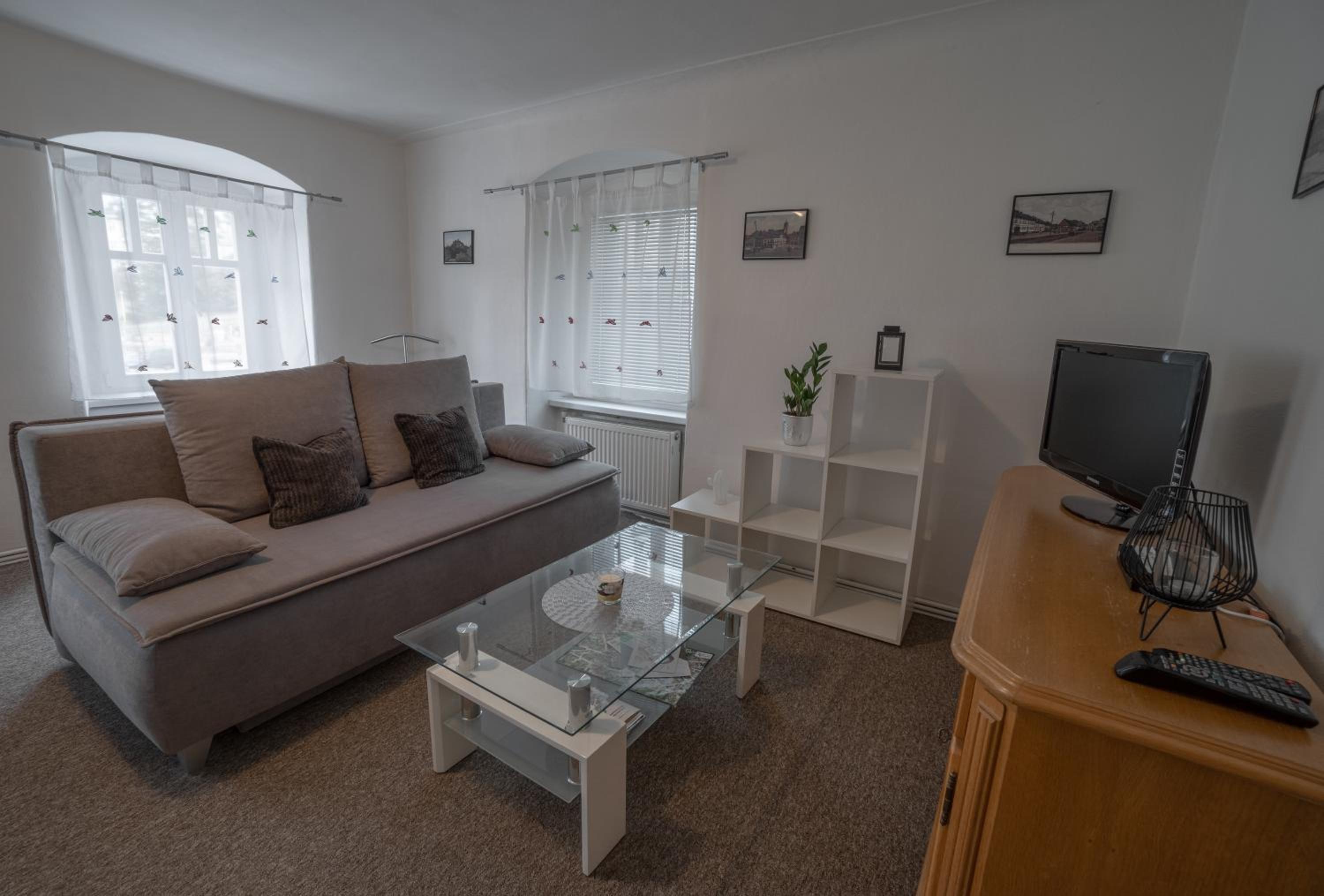 Two-Bedroom Apartment - Photo 8