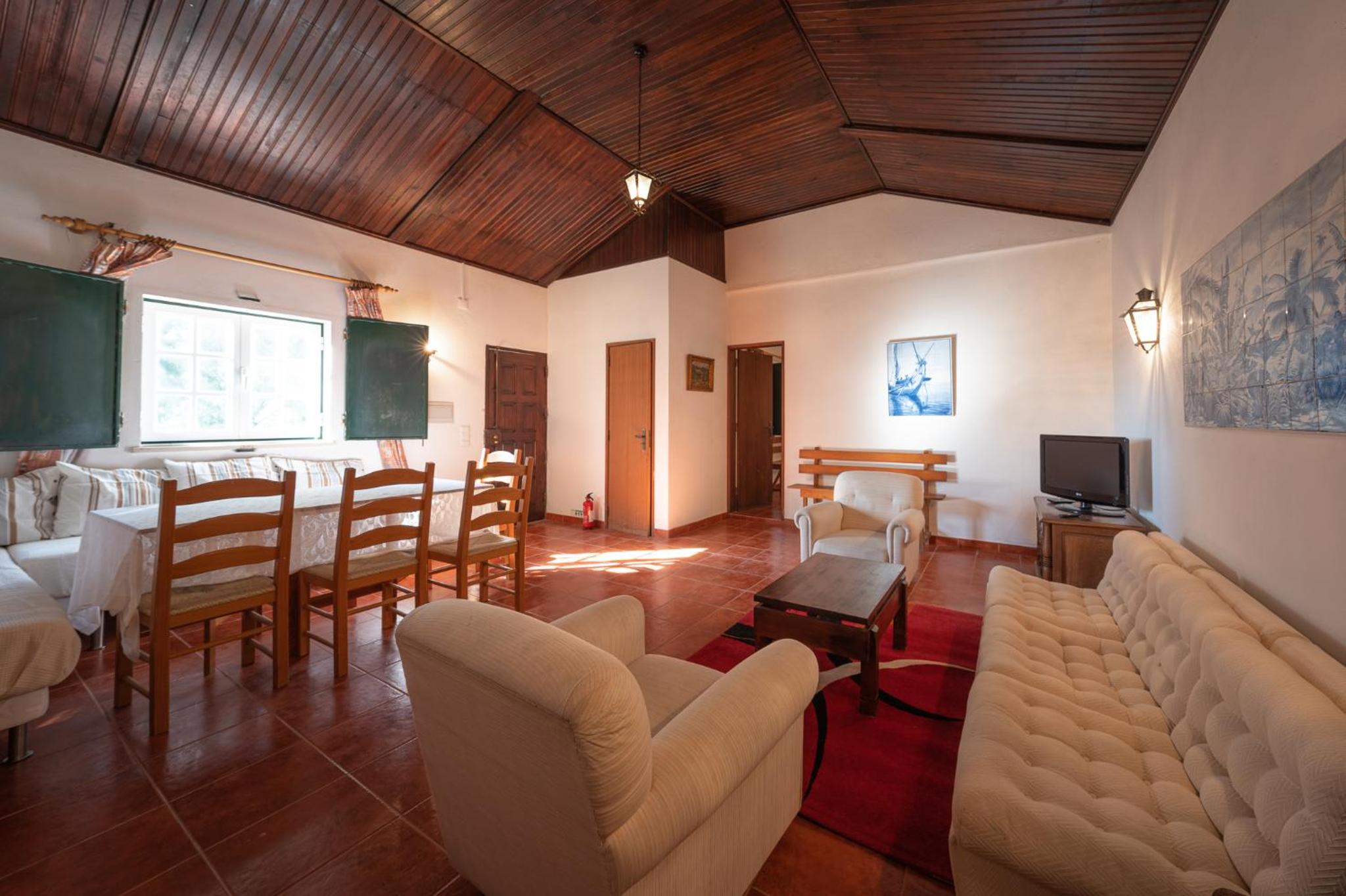 Villa photo 3