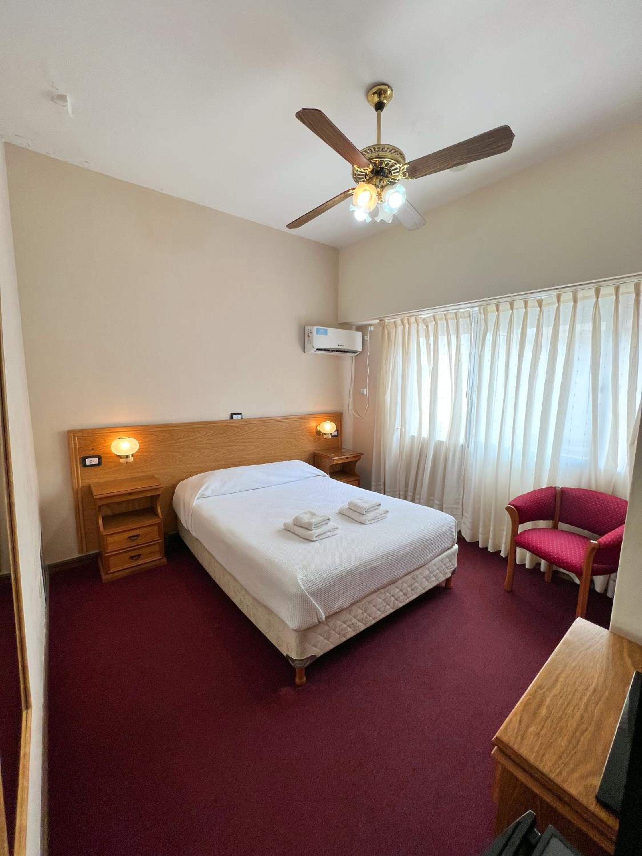 Standard Double Room photo 2