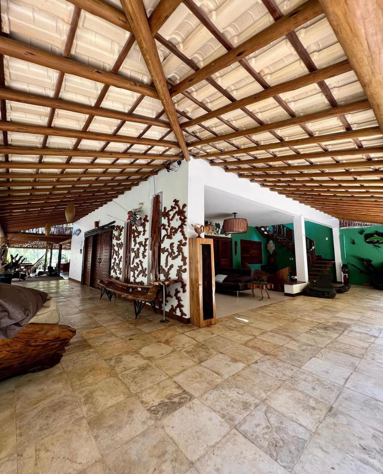Four-Bedroom House photo 1