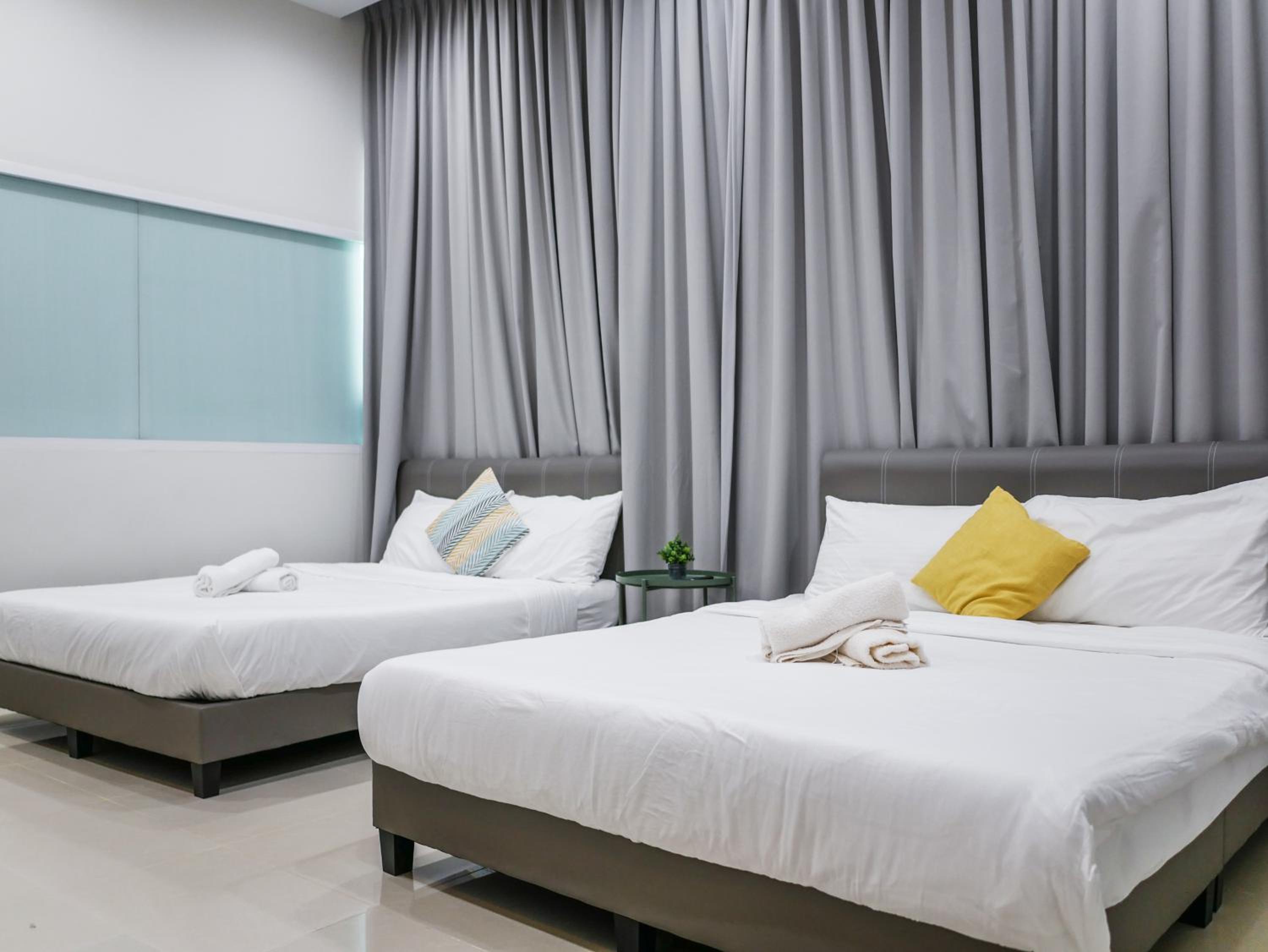 Quadruple Room with Shared Bathroom