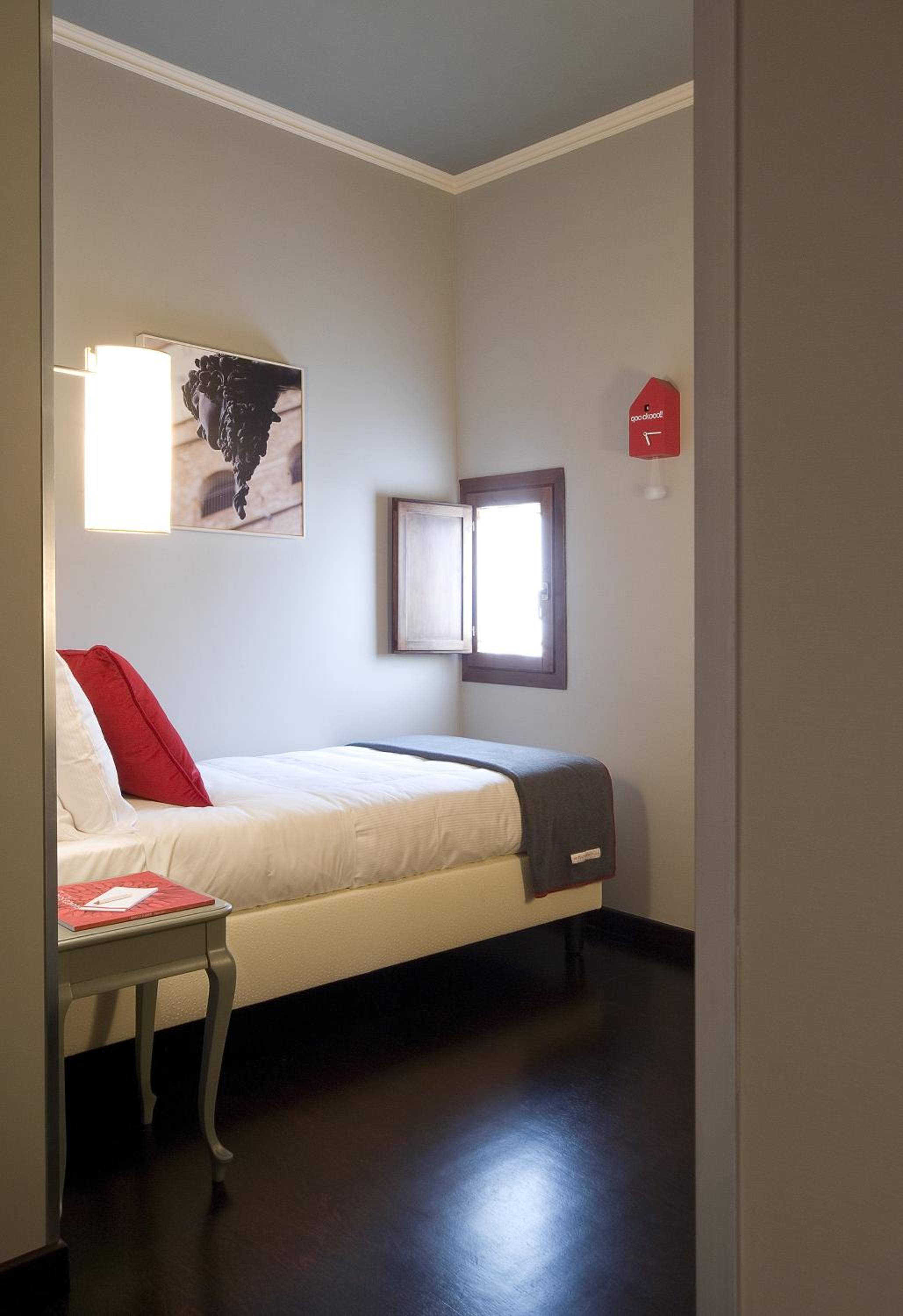Economy Double Room photo 3