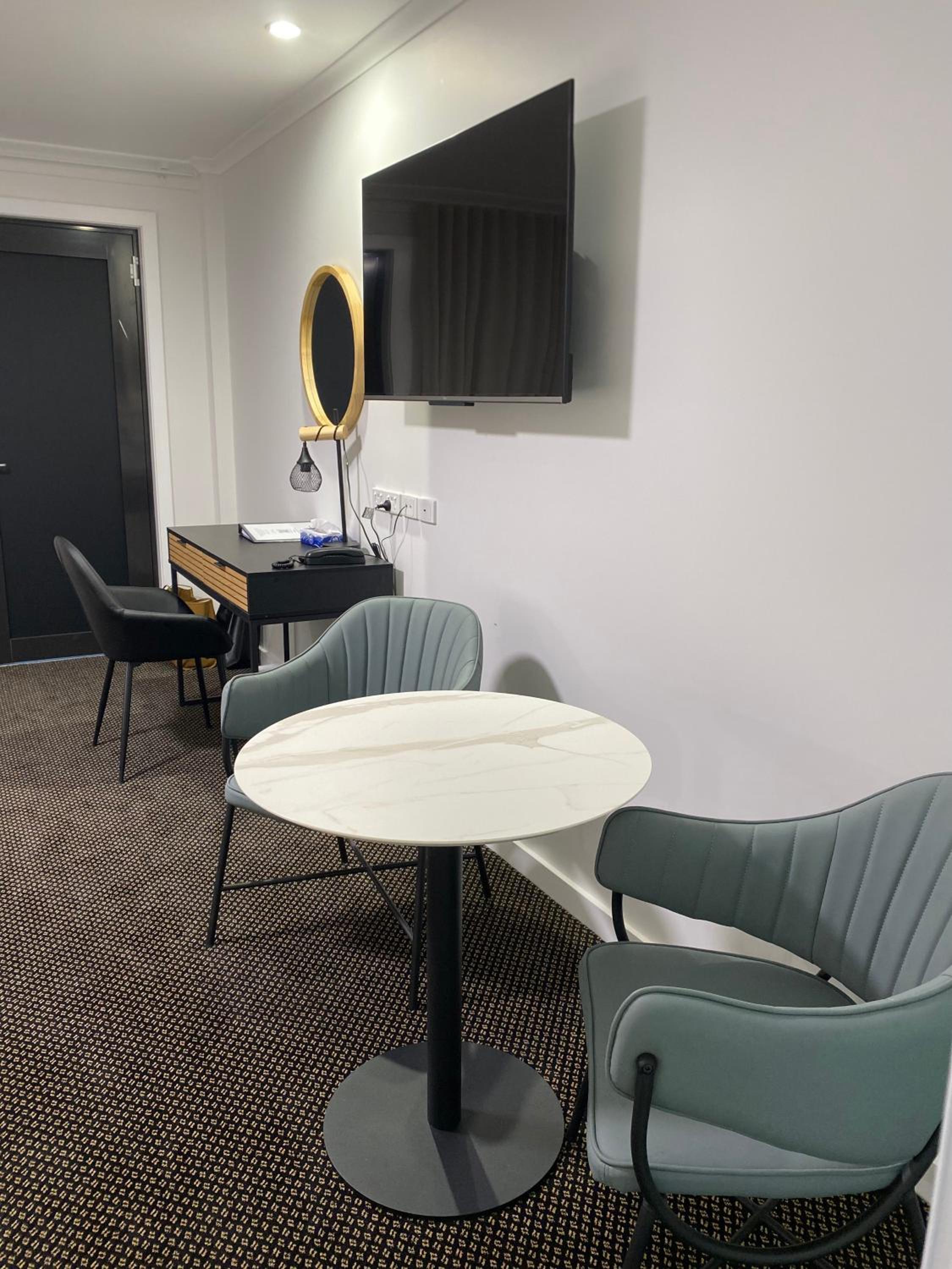 Elite King Room - Photo 6
