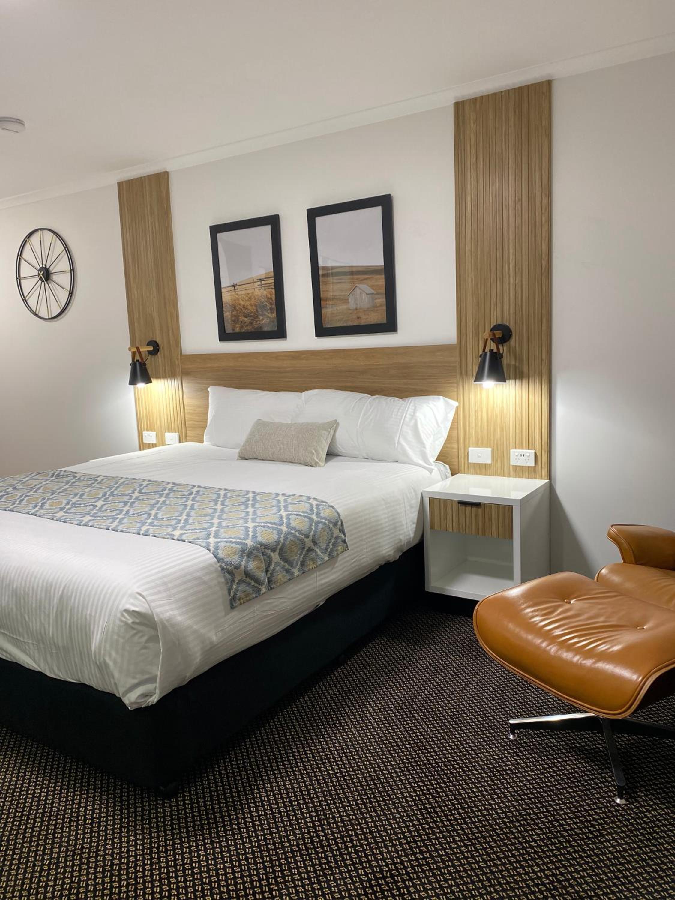 Elite King Room - Photo 5