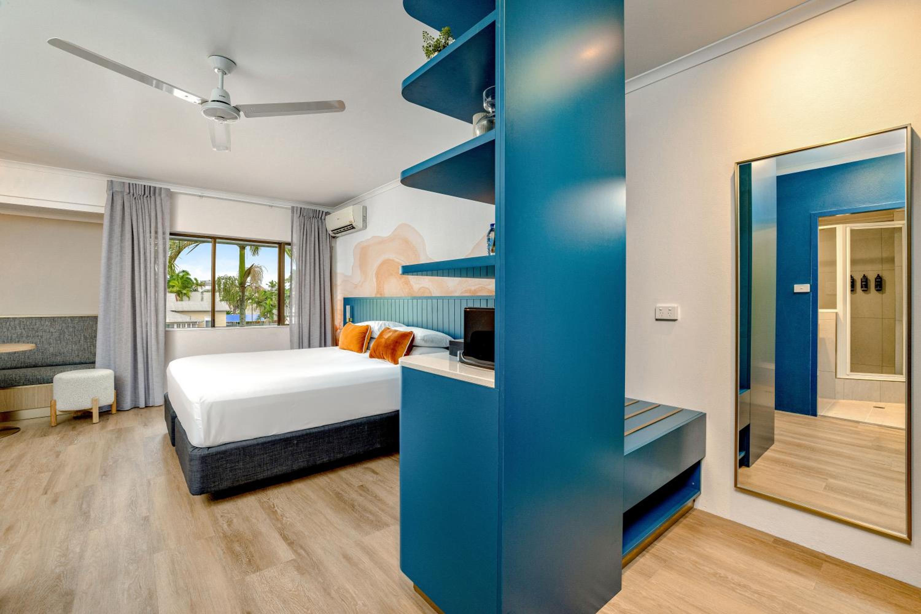 Superior King Room - Photo 5