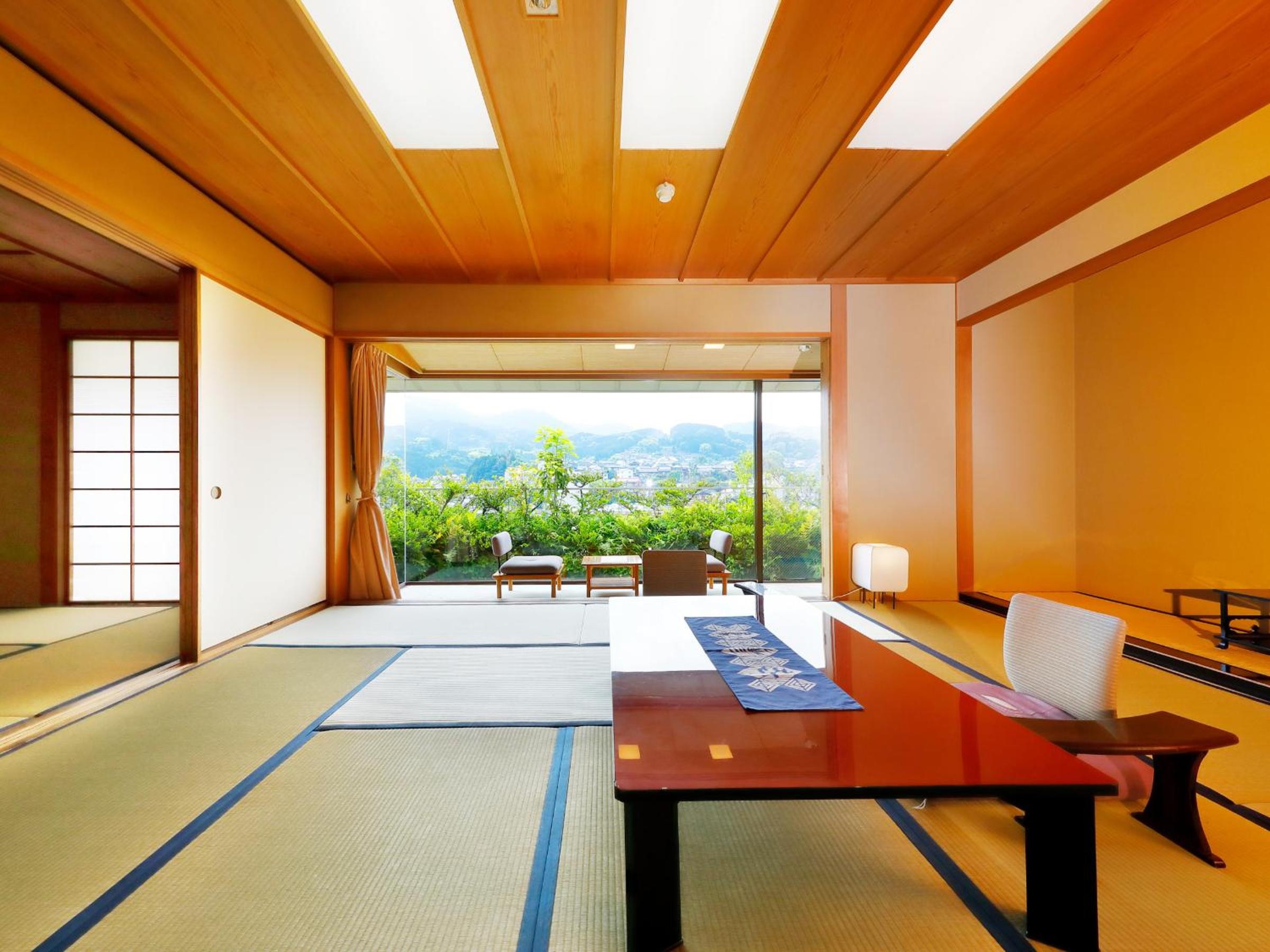 Japanese-Style Quadruple Room photo 1