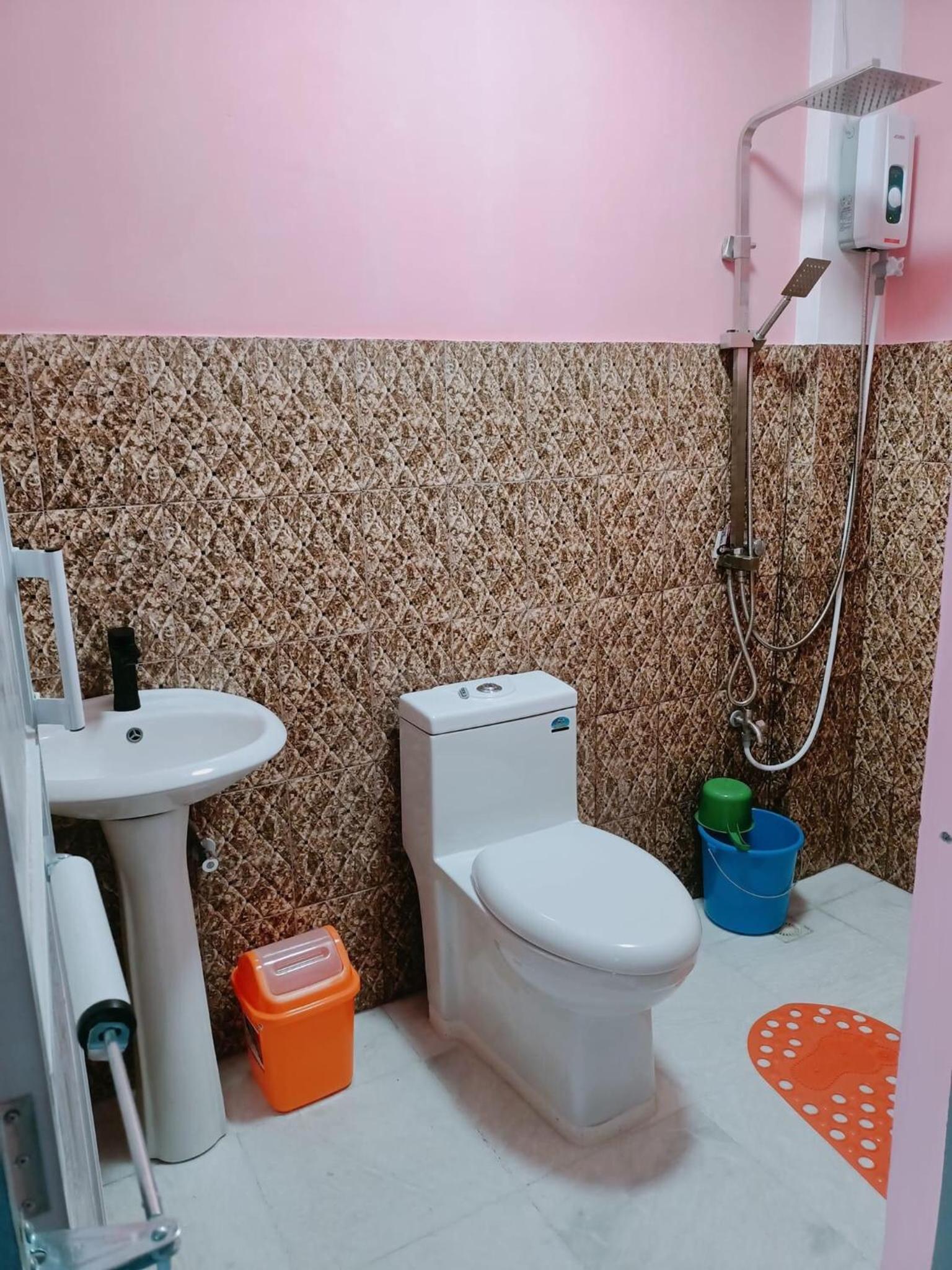 Double Room - Photo 3