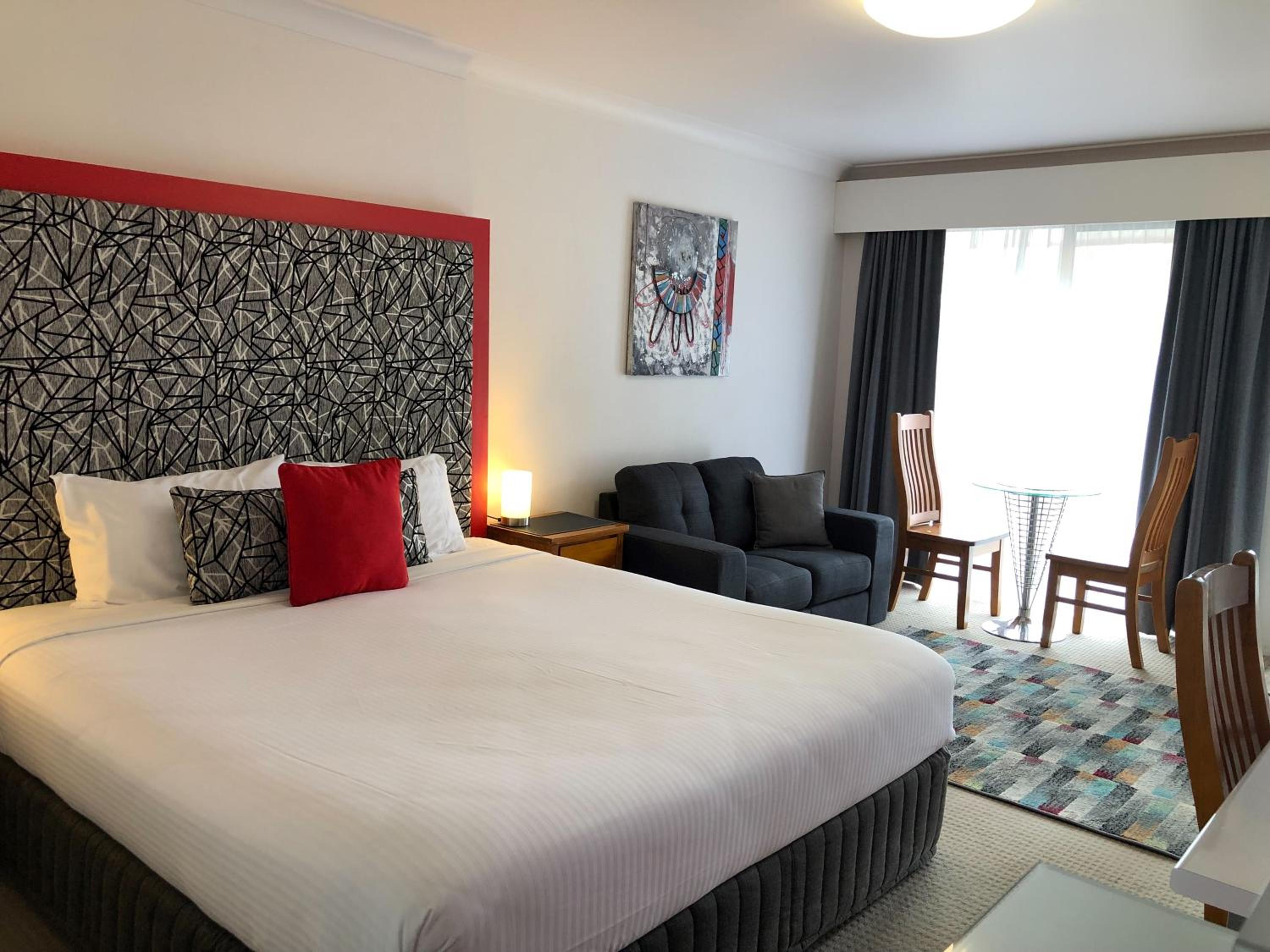 Premier King Room photo 2