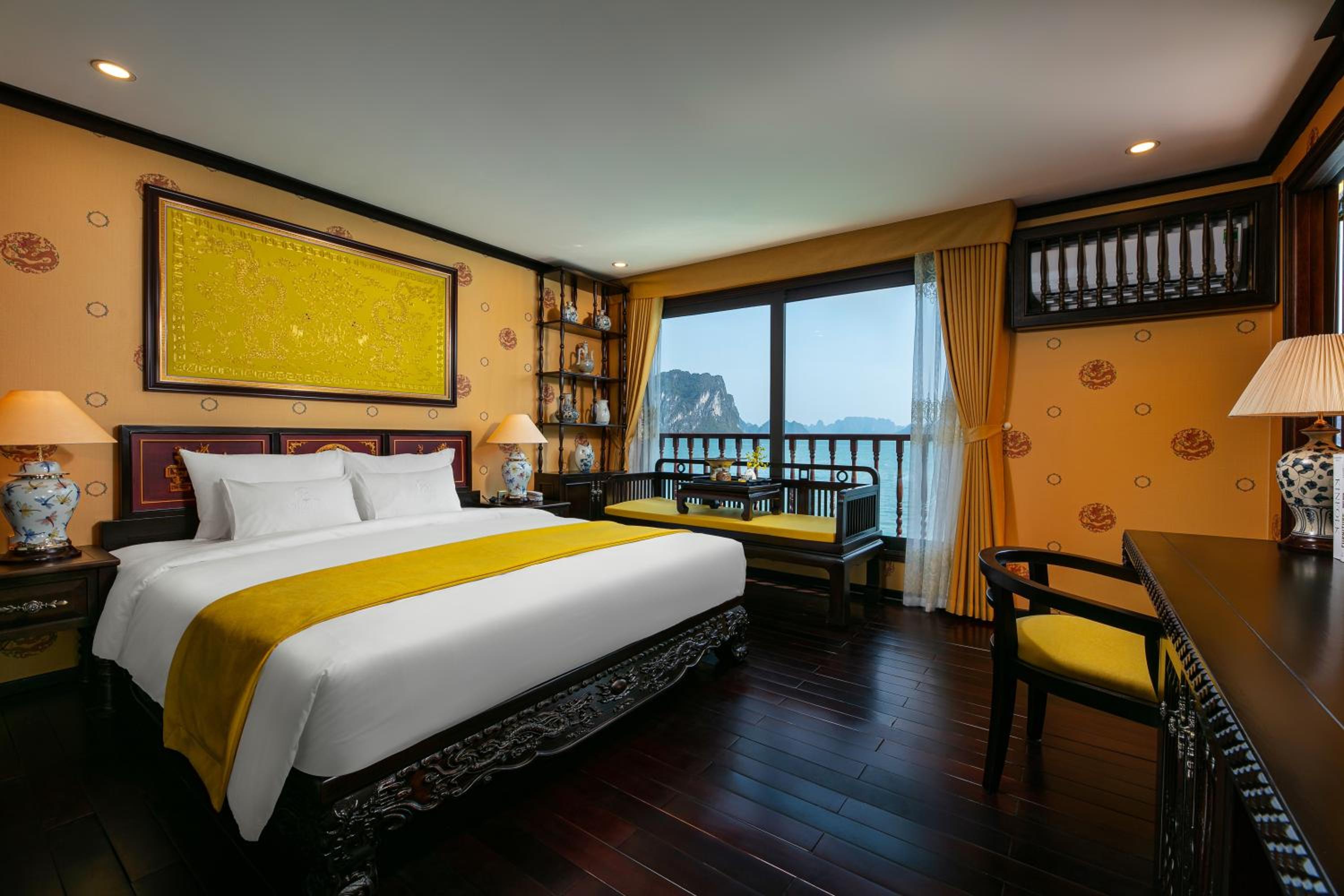 King Suite - Photo 1