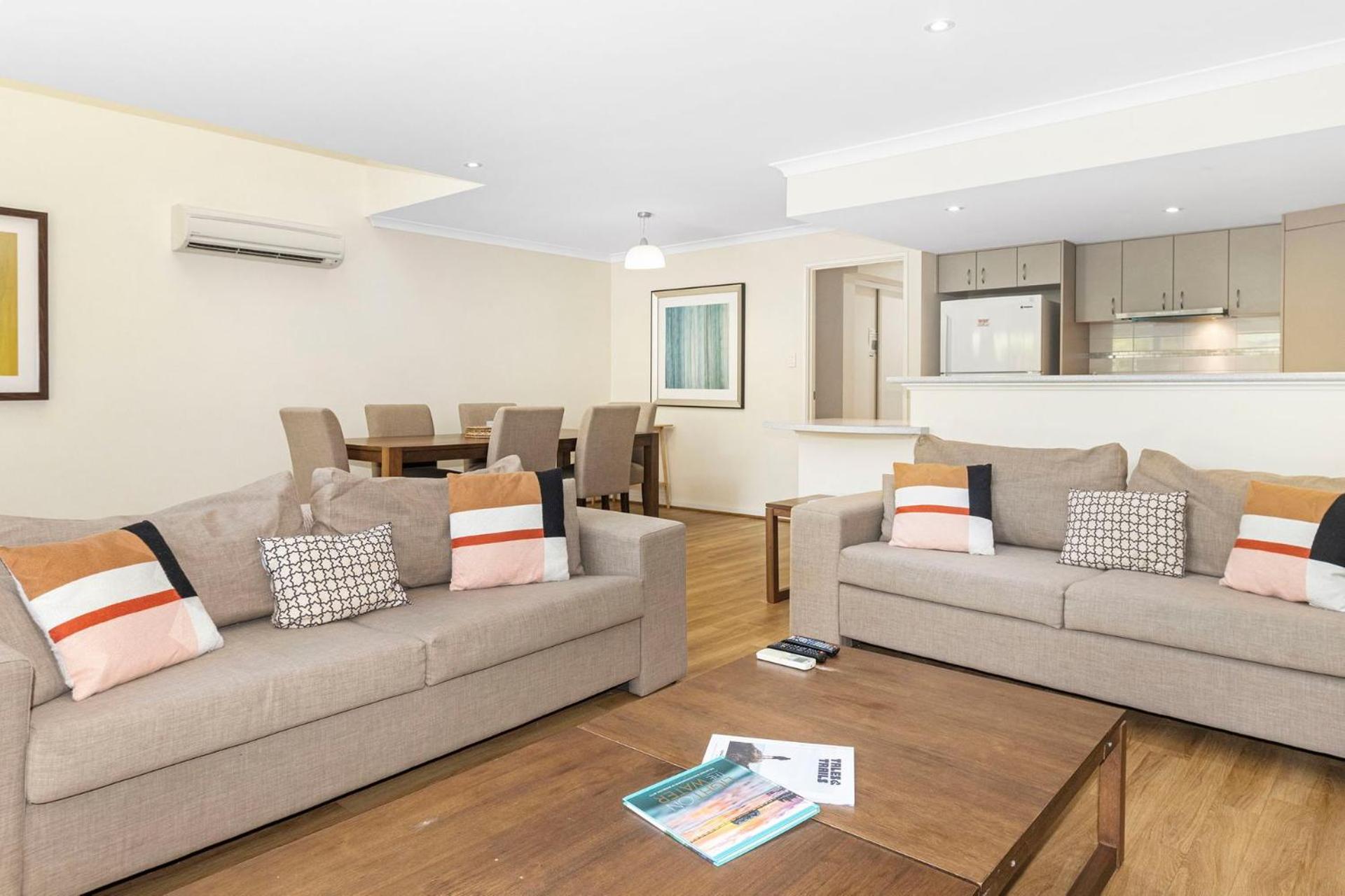 Three-Bedroom Villa photo 1
